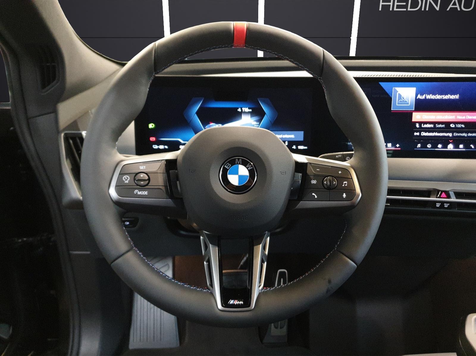 BMW iX M70-image-18
