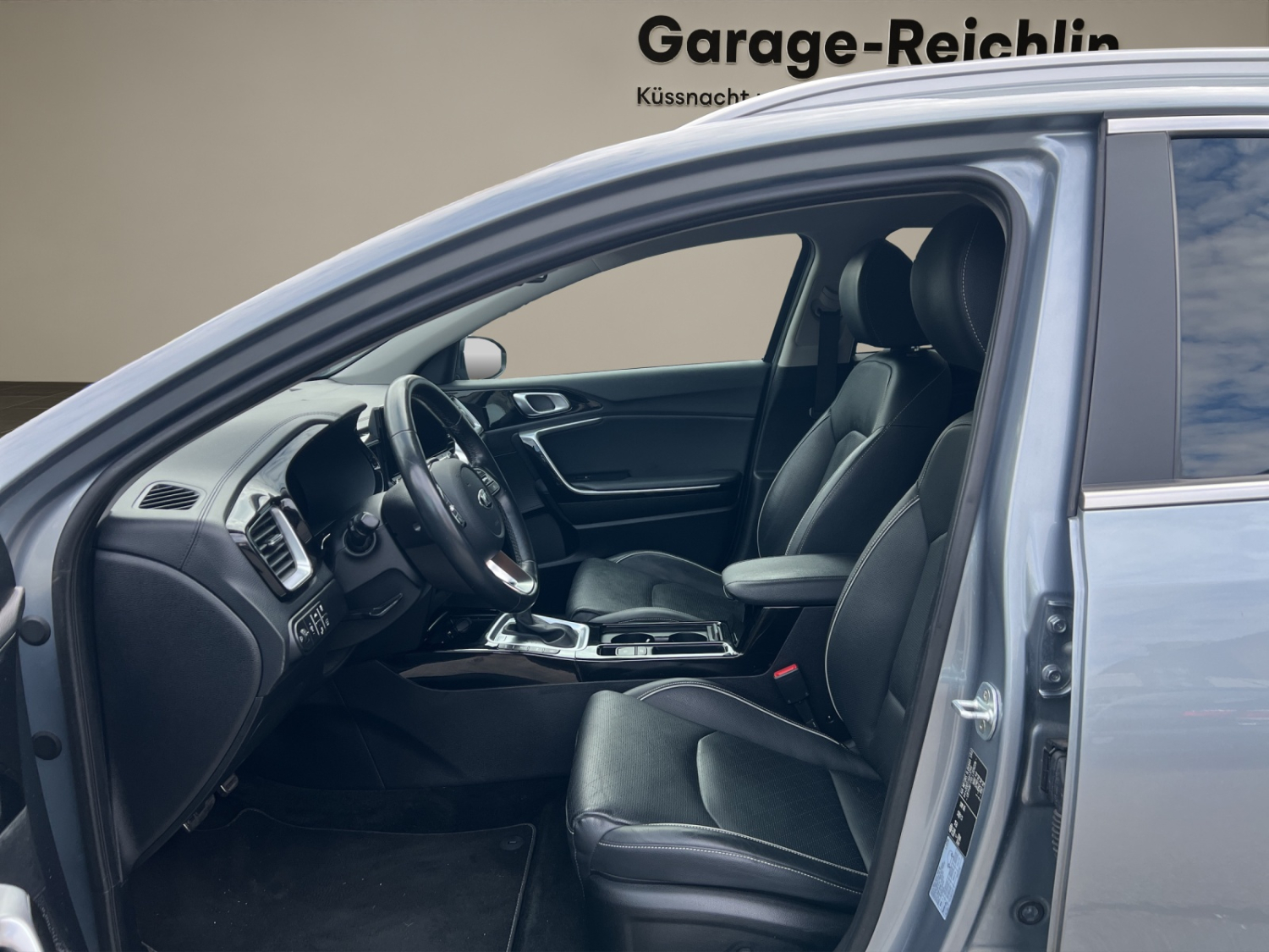 KIA XCeed 1.6 T-GDi Style-image-8