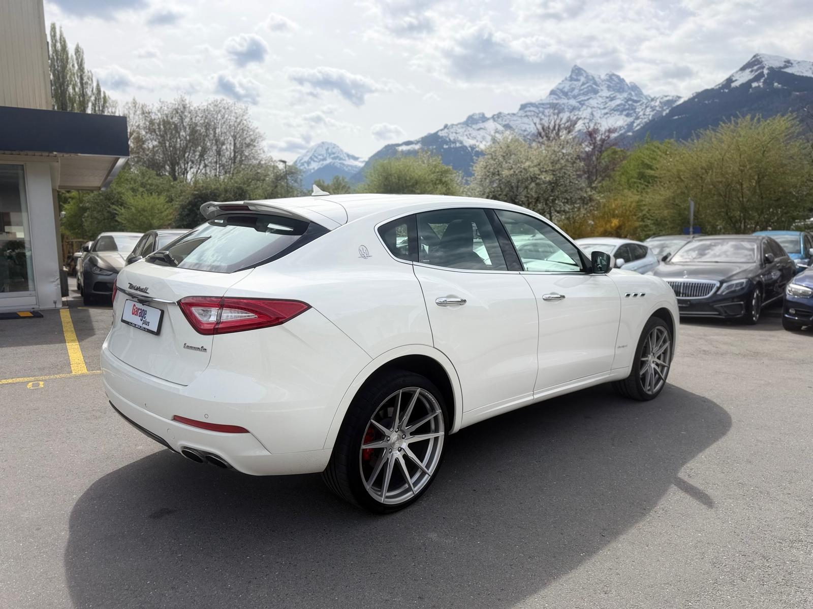 MASERATI Levante 3.0 V6 GranSport Automatica-image-3