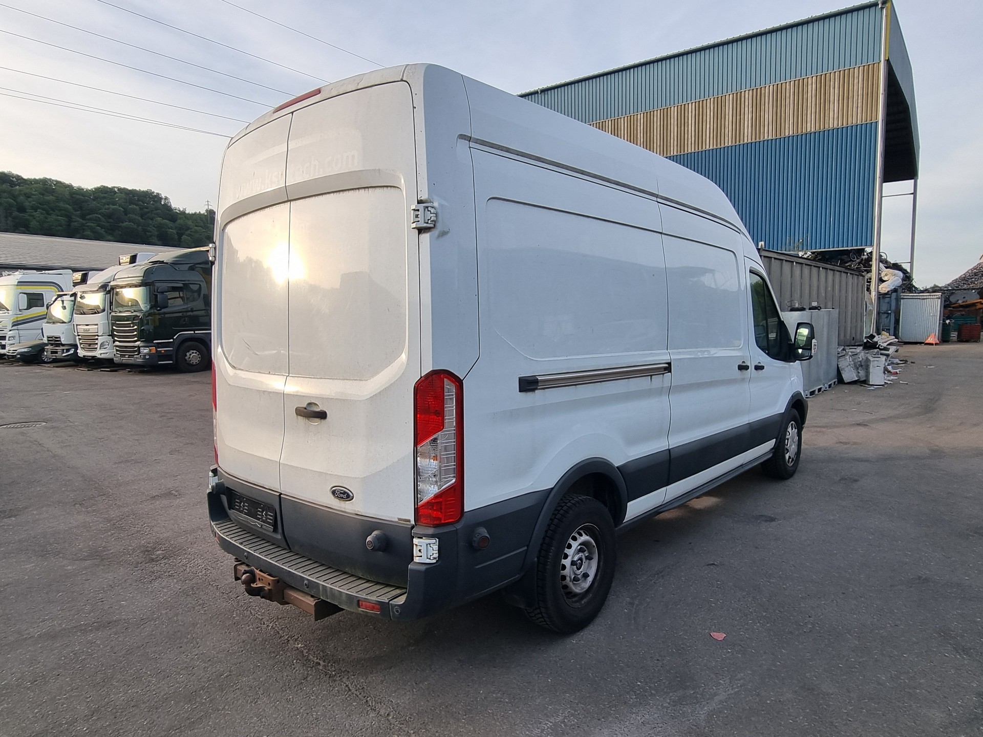 FORD Transit Van 350 L3 Ambiente 2.0 TDCi 130 FWD-image-2