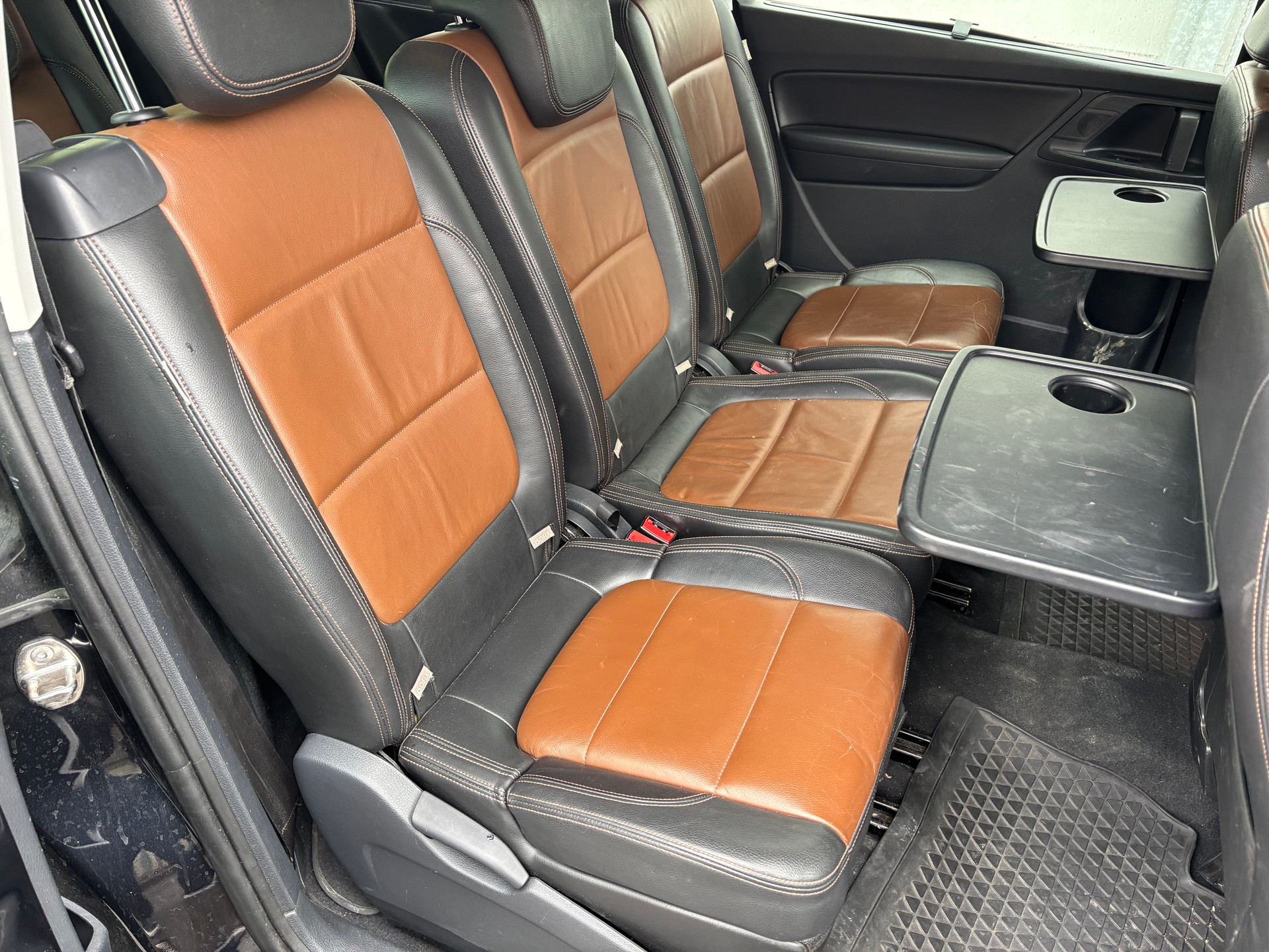 VW Sharan 2.0 TSI Comfortline DSG-image-11