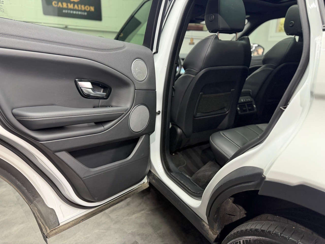LAND ROVER Range Rover Evoque 2.0 TD4 HSE AT9-image-19
