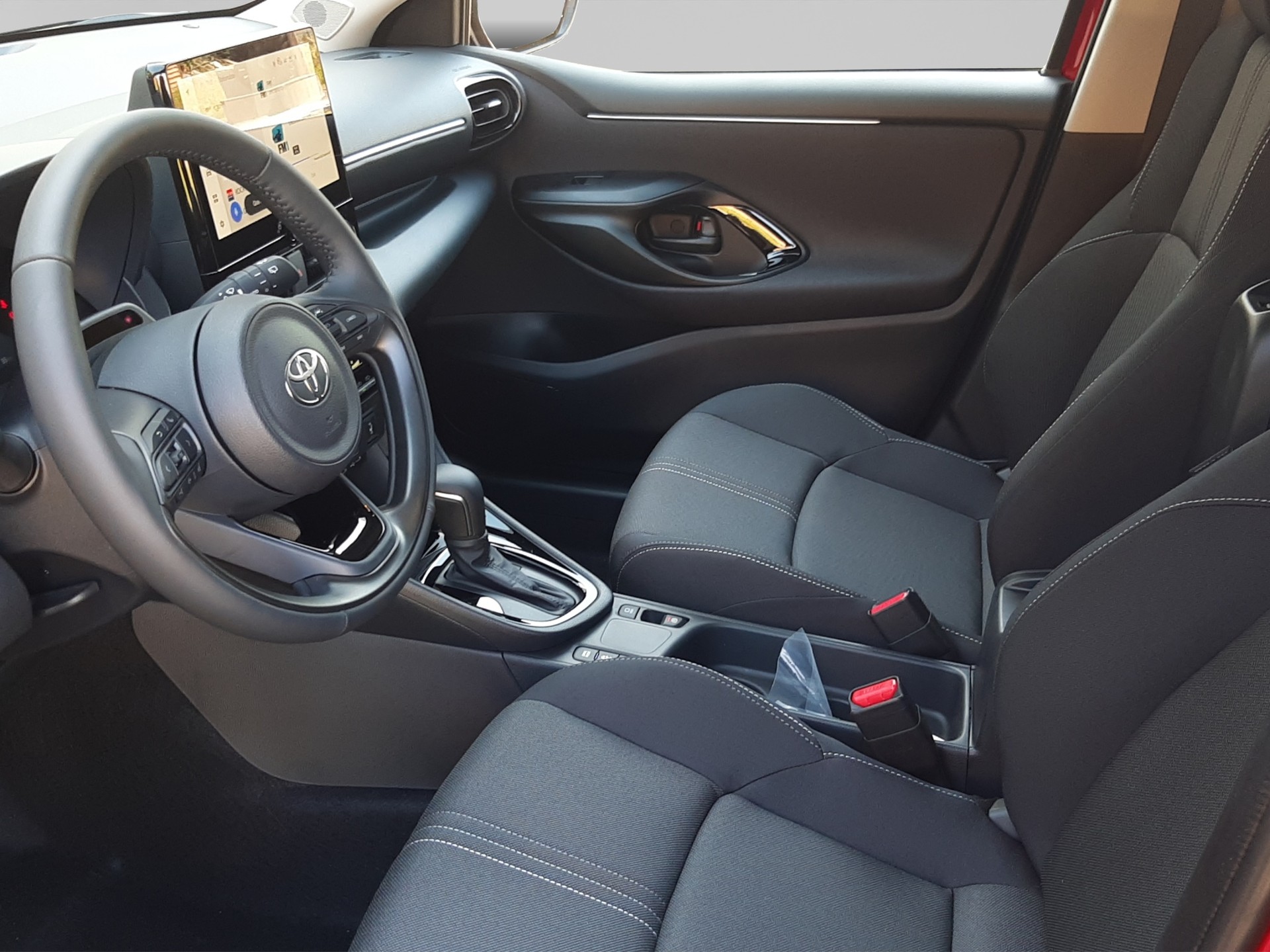 TOYOTA Yaris 1.5 VVT-i HSD Trend-image-8