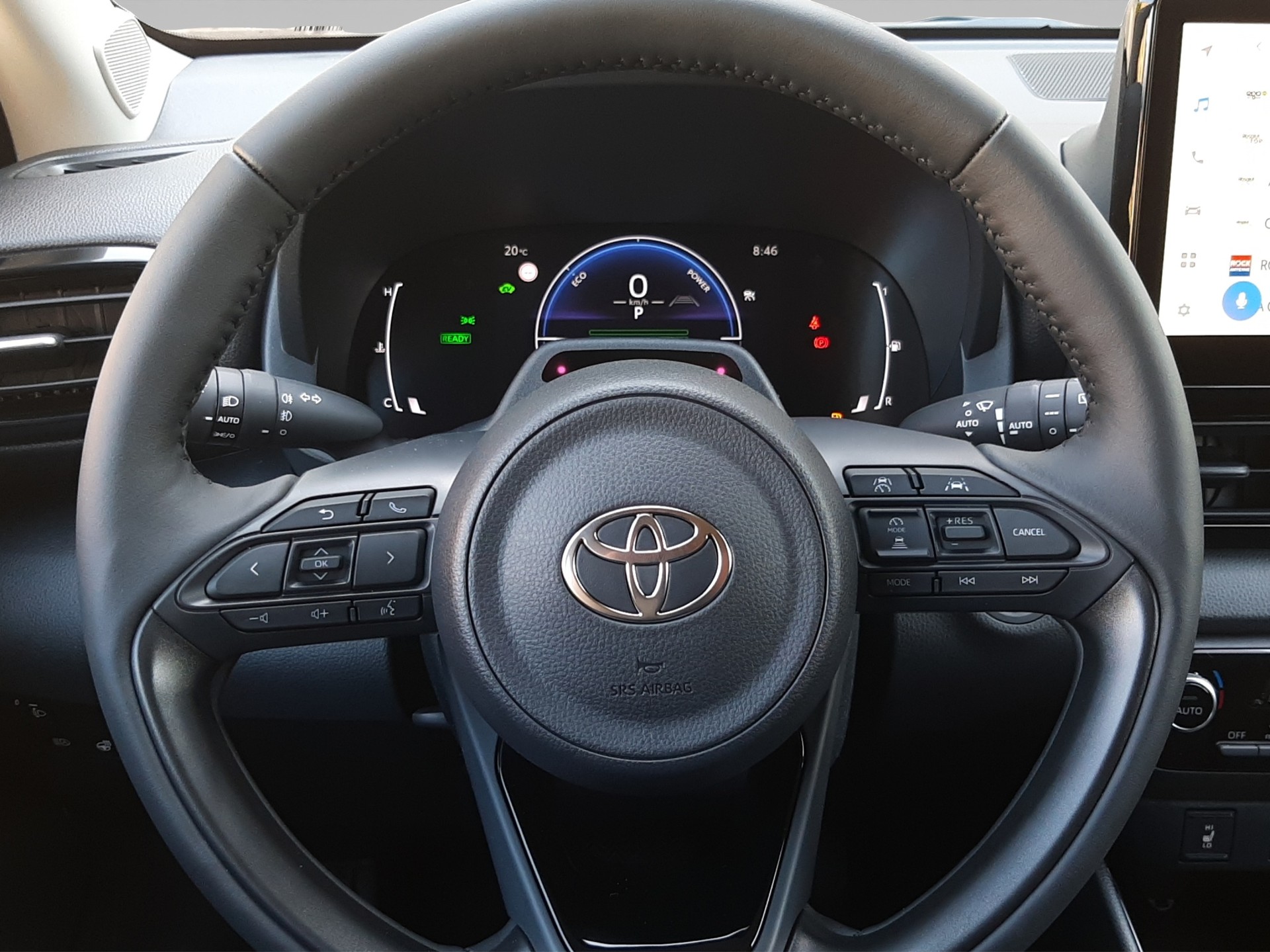 TOYOTA Yaris 1.5 VVT-i HSD Trend-image-10