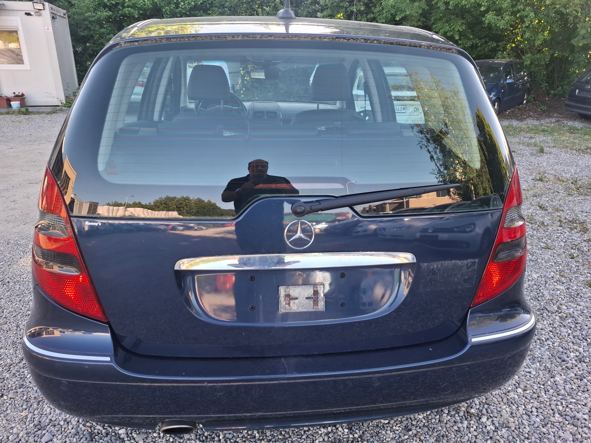 MERCEDES-BENZ A 200-image-7