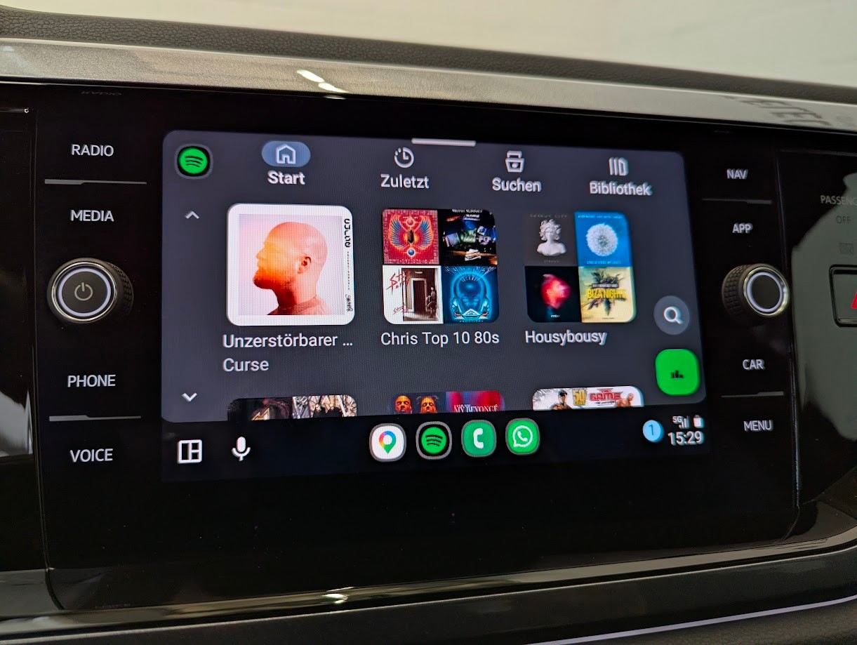 VW Polo 2.0 TSI GTI DSG*1.HAND WERKSGAR IQ-MATRIX LED SITZHEIZUNG KLIMAAUTO FULL-ASSISTS WIRELESS-APP*-image-15