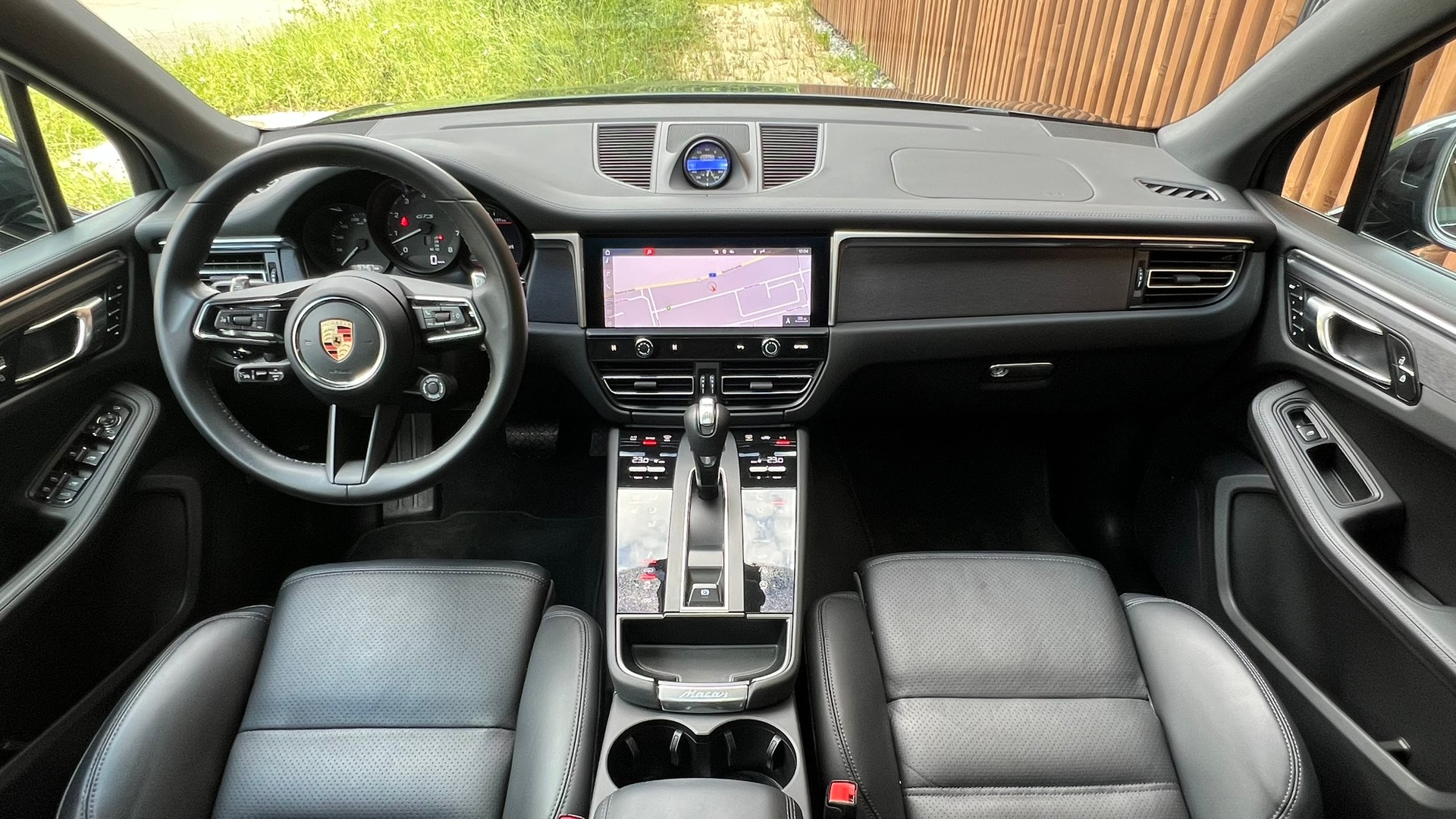 PORSCHE MACAN GTS PDK l 440 PS-image-18