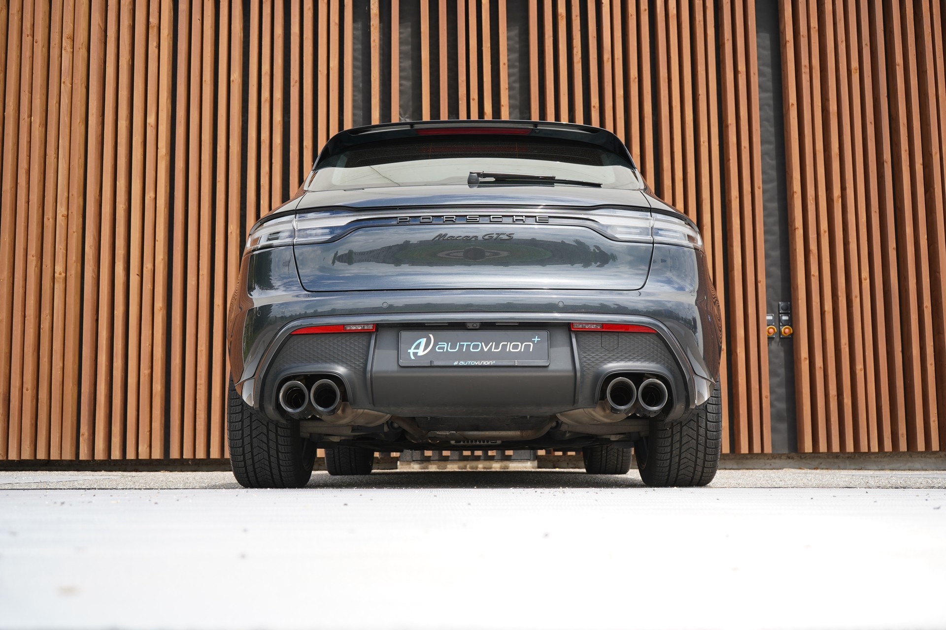 PORSCHE MACAN GTS PDK l 440 PS-image-17