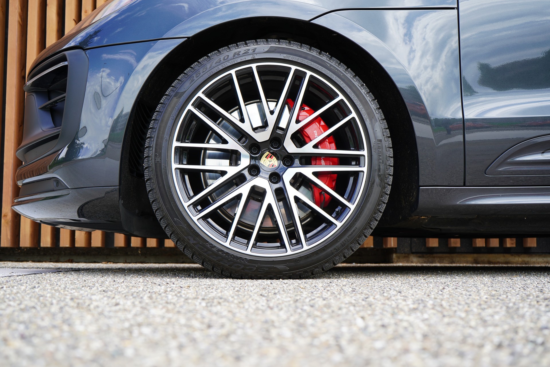 PORSCHE MACAN GTS PDK l 440 PS-image-12