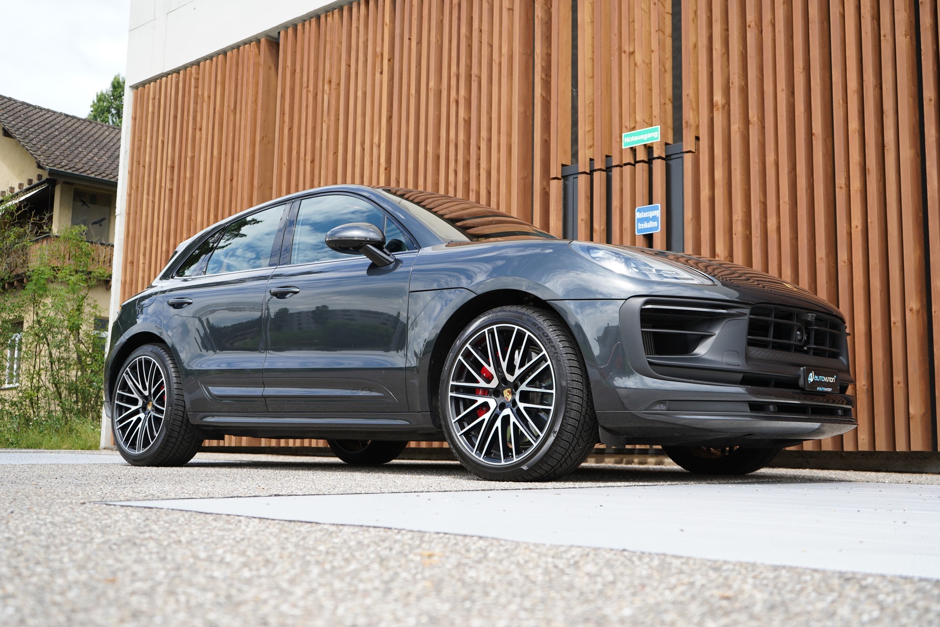 PORSCHE MACAN GTS PDK l 440 PS-image-11