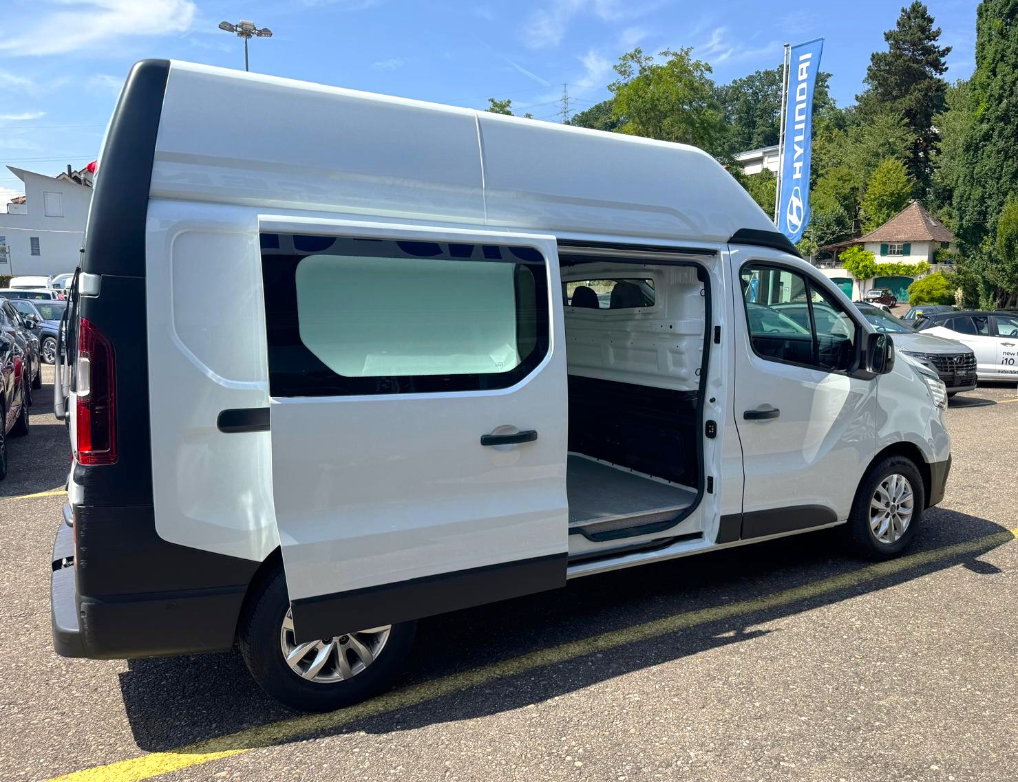 RENAULT Trafic 2.0 dCi 150 ADVANCE L2H2-image-7