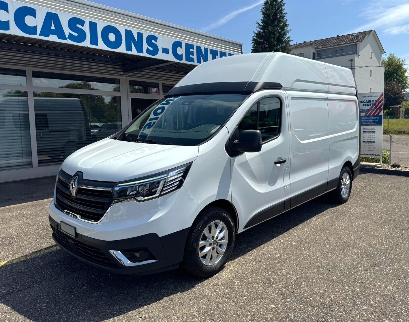 RENAULT Trafic 2.0 dCi 150 ADVANCE L2H2-image-11