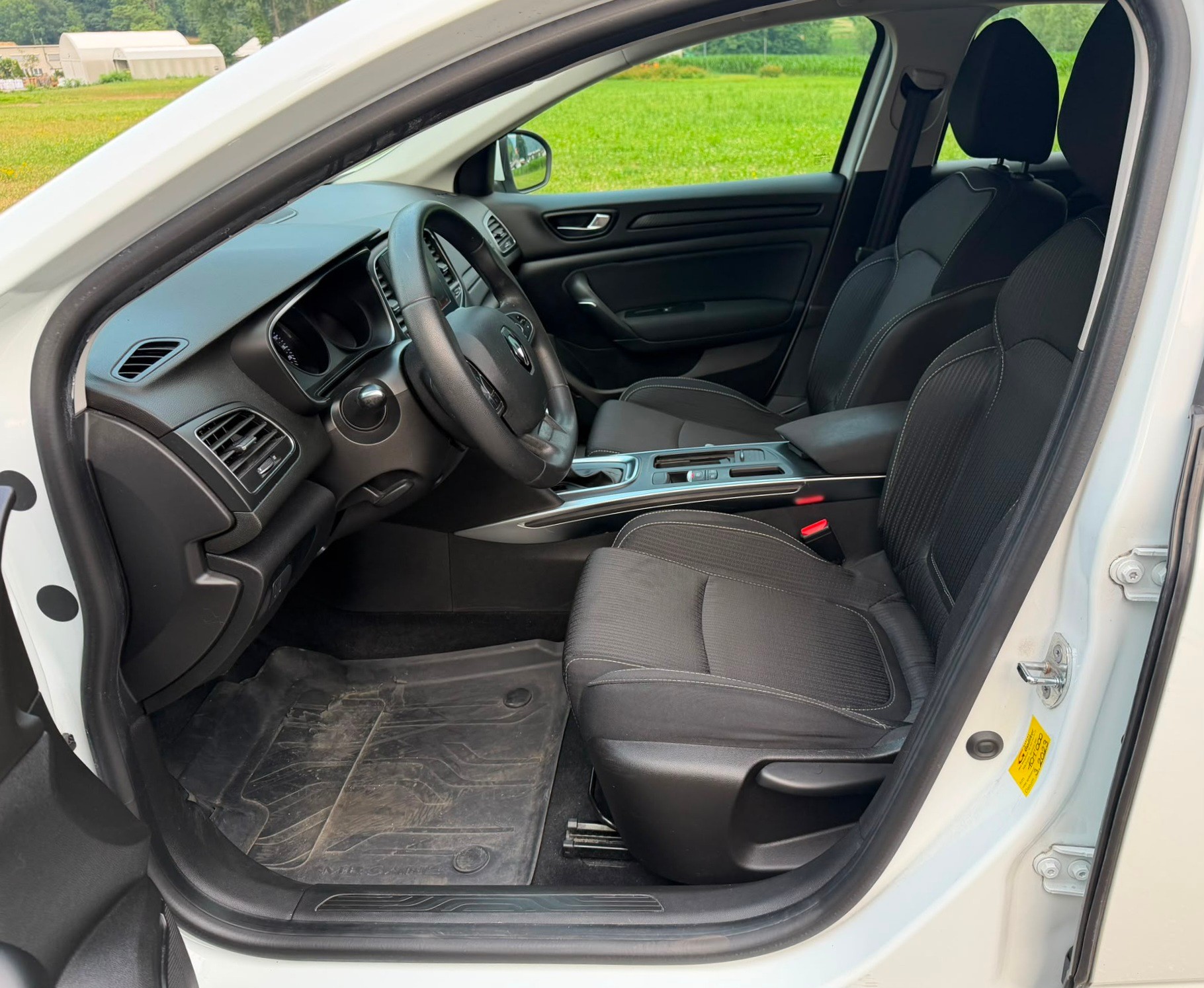 RENAULT Mégane Grandtour 1.5 dCi Business Line EDC-image-6