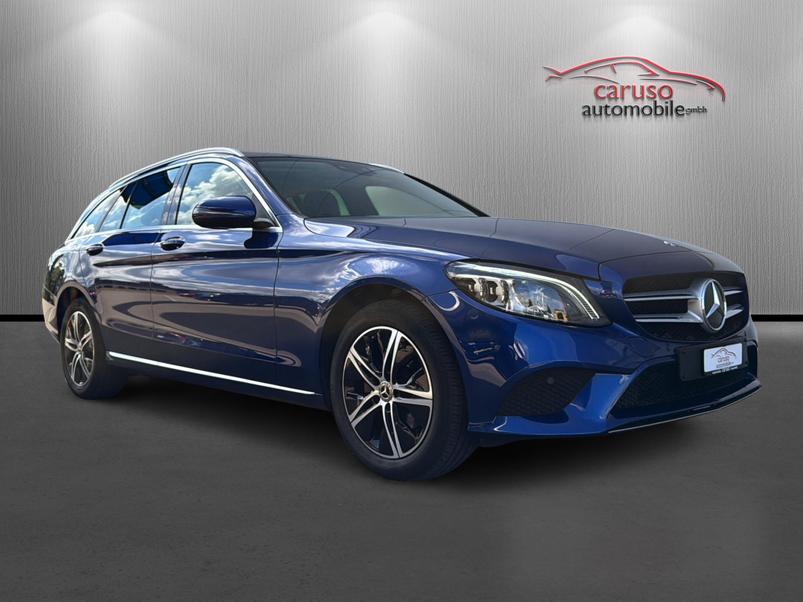 MERCEDES-BENZ C 180 T Avantgarde*Anhängerkupplung*Panorama-Schiebedach*