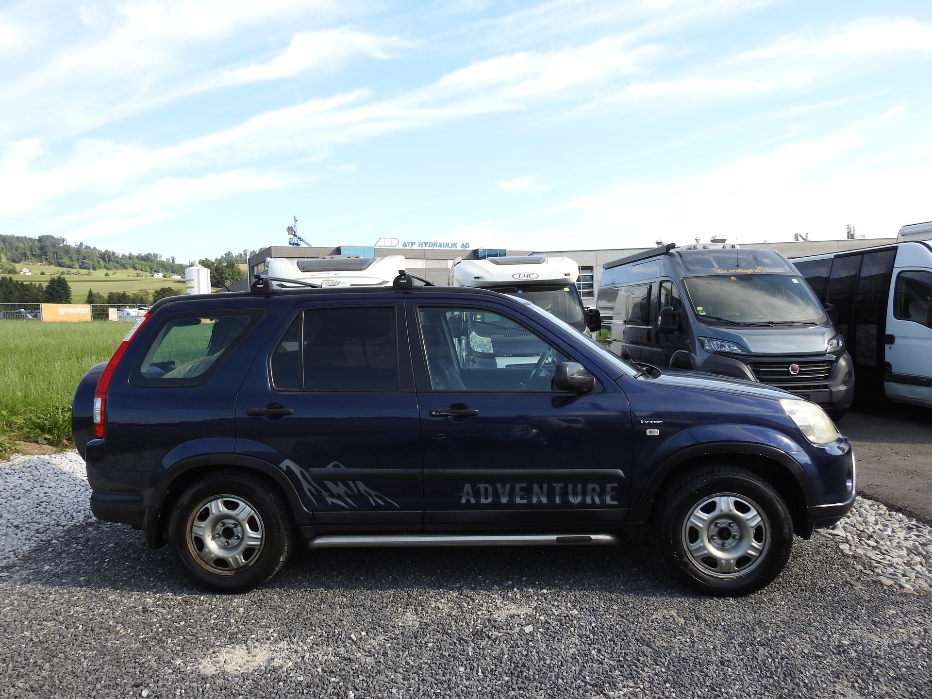 HONDA CR-V 2.0 4WD LS Adventure-image-8