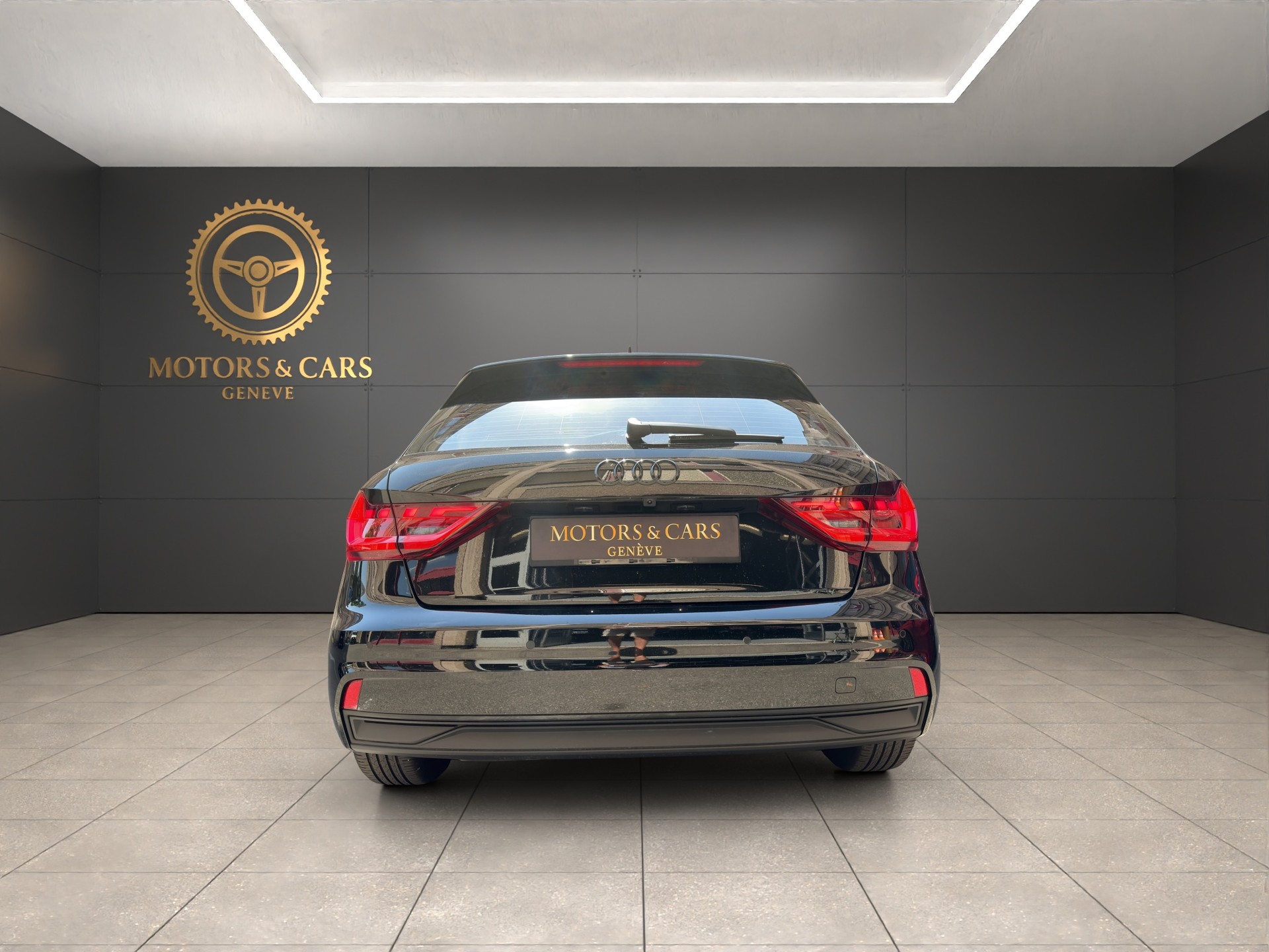 AUDI A1 Sportback 30 TFSI Attraction S-tronic-showroom-element-3