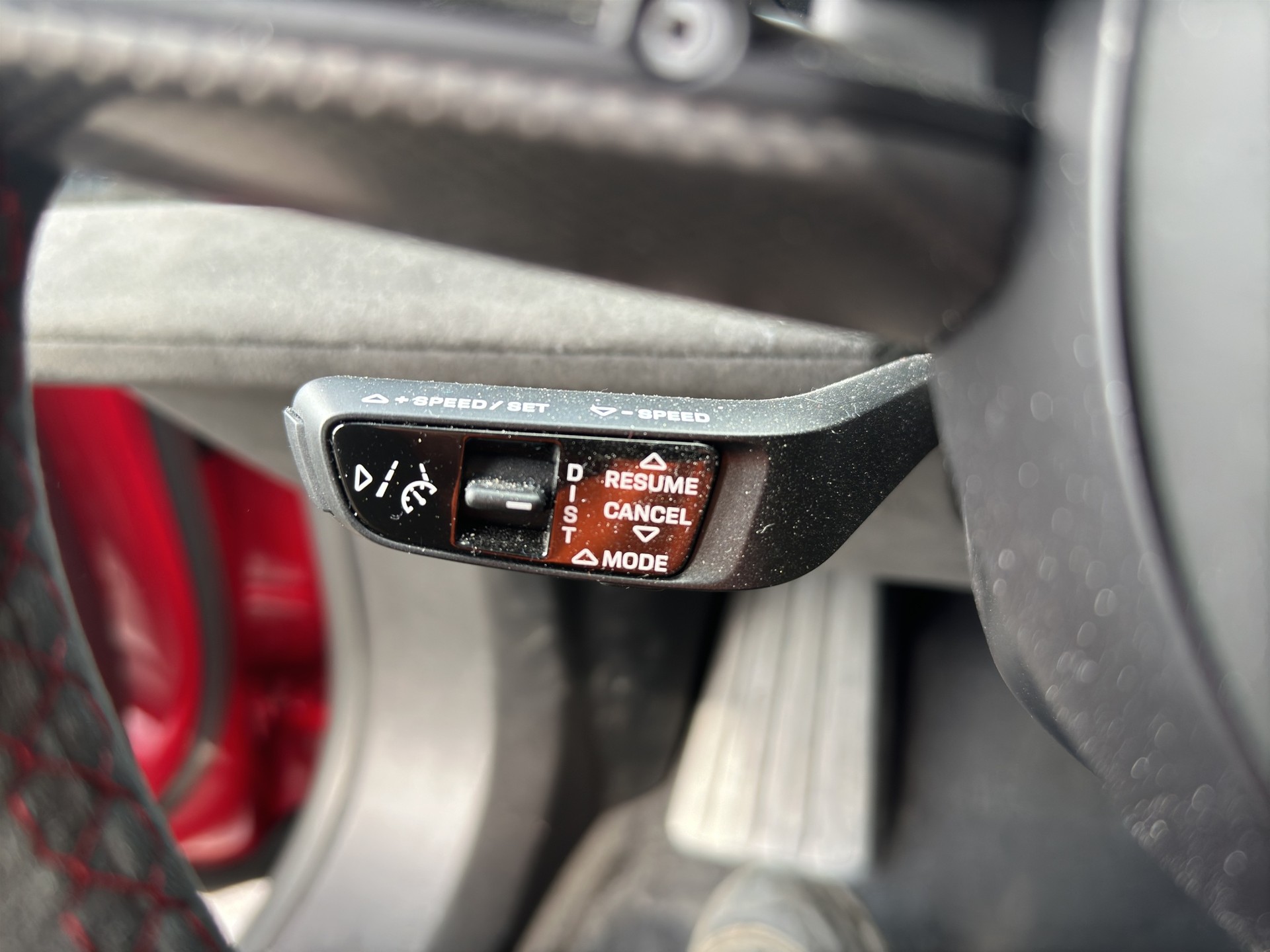 PORSCHE Taycan GTS ST Performance Battery Plus (CH) 2+2-image-19