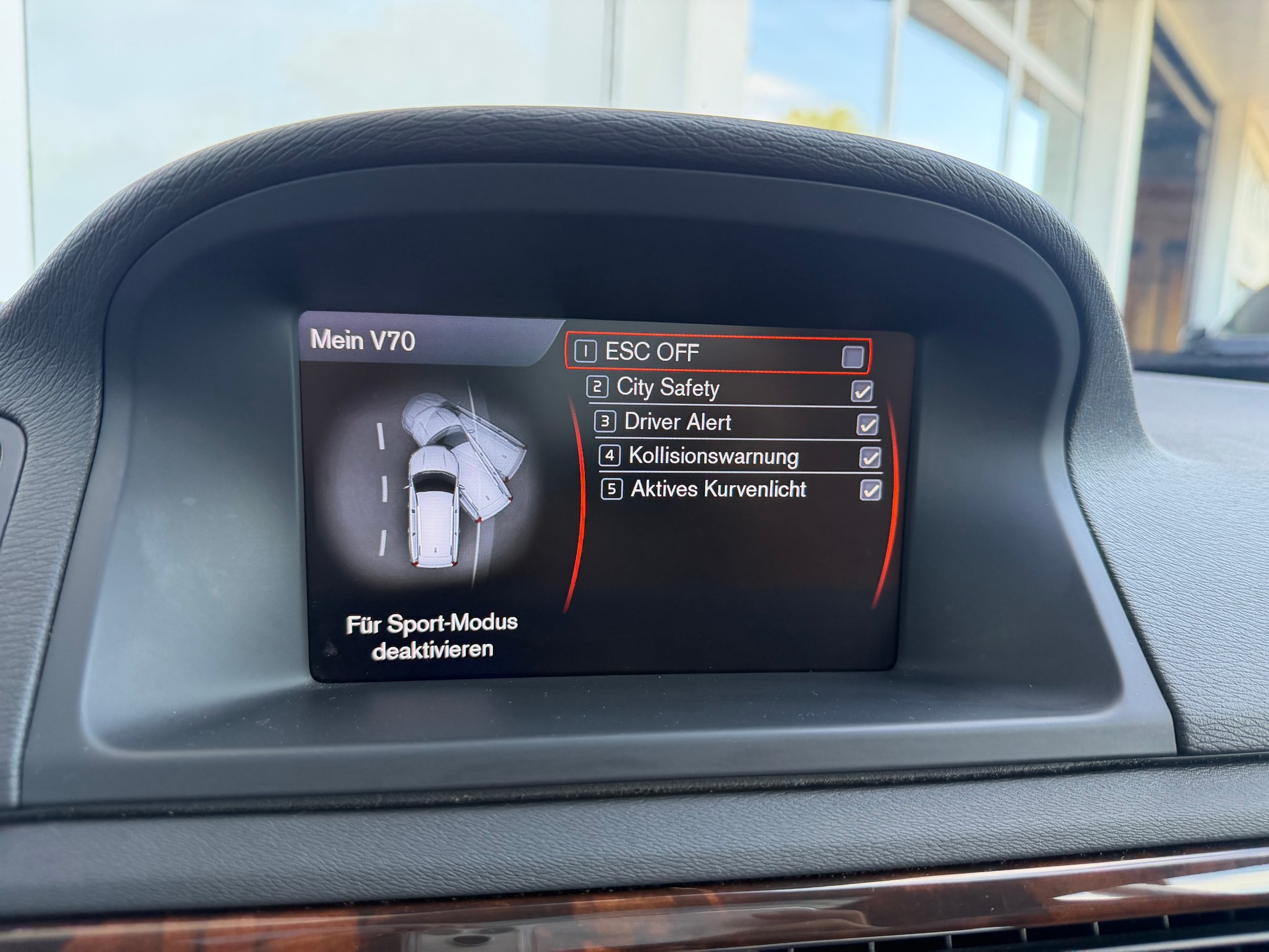 VOLVO V70 D5 AWD Summum Geartronic-image-15