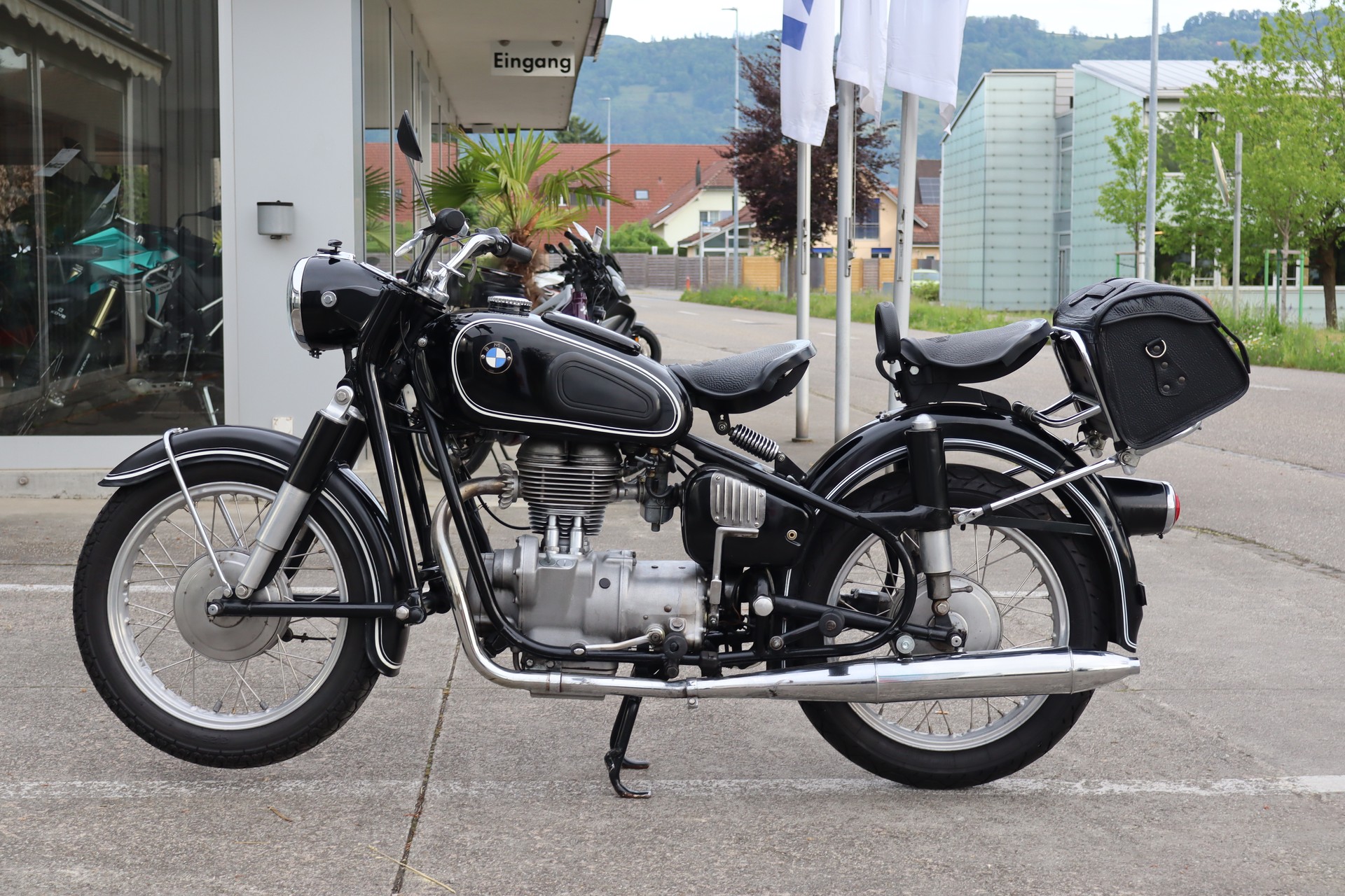 BMW R27-image-3