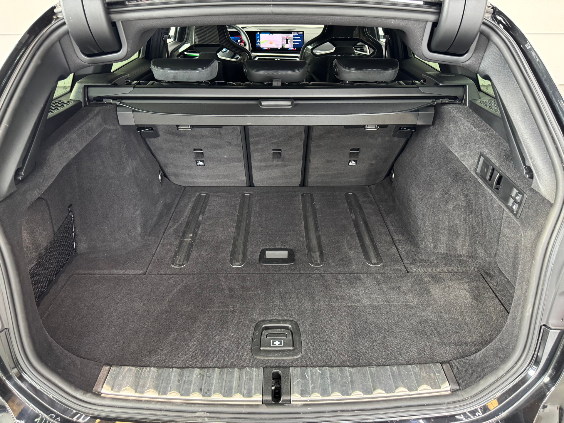 BMW M3 Touring xDrive Competition M-image-29