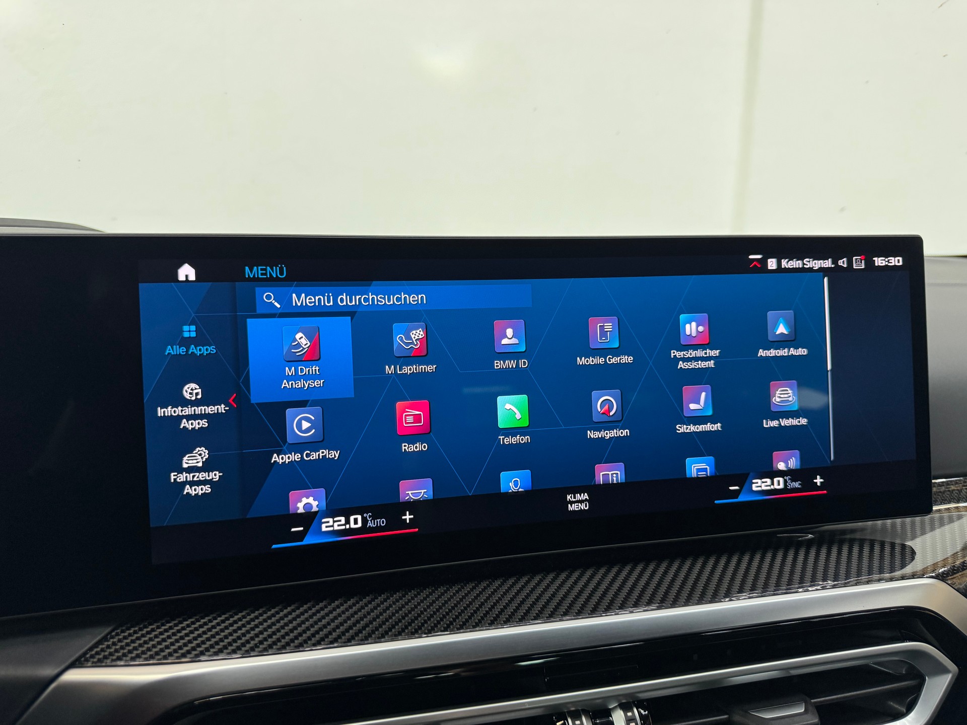 BMW M3 Touring xDrive Competition M-image-18