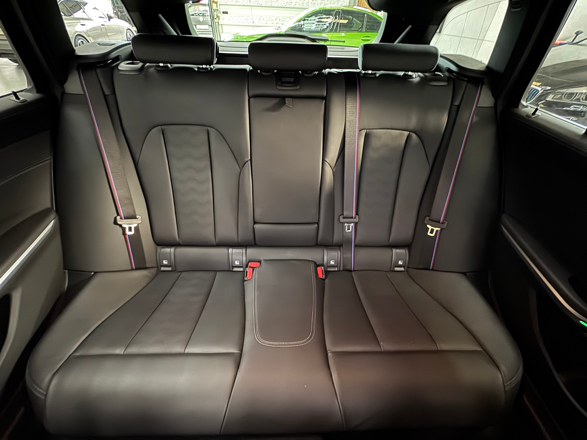 BMW M3 Touring xDrive Competition M-image-28
