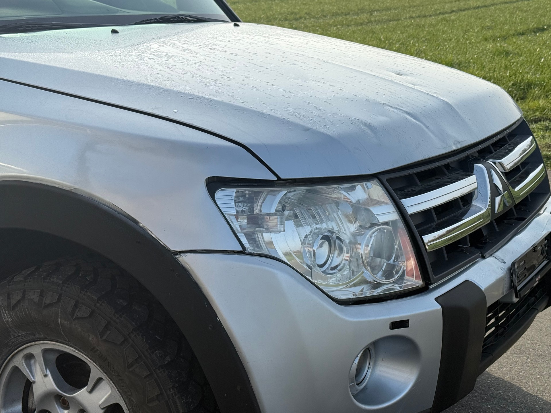 MITSUBISHI Pajero 3.2 DI-D Intense Automatic-image-7