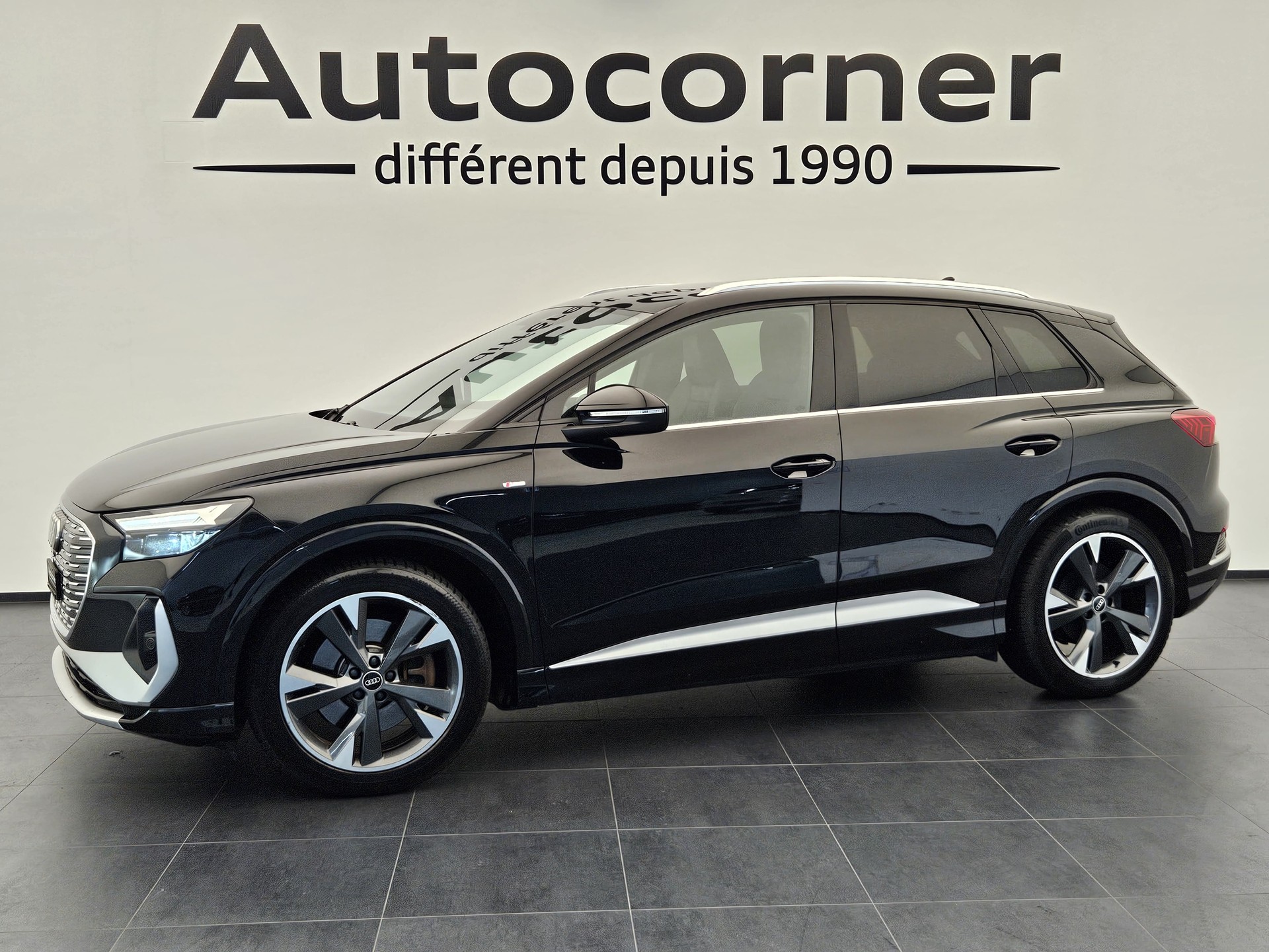 AUDI Q4 e-tron 50 quattro