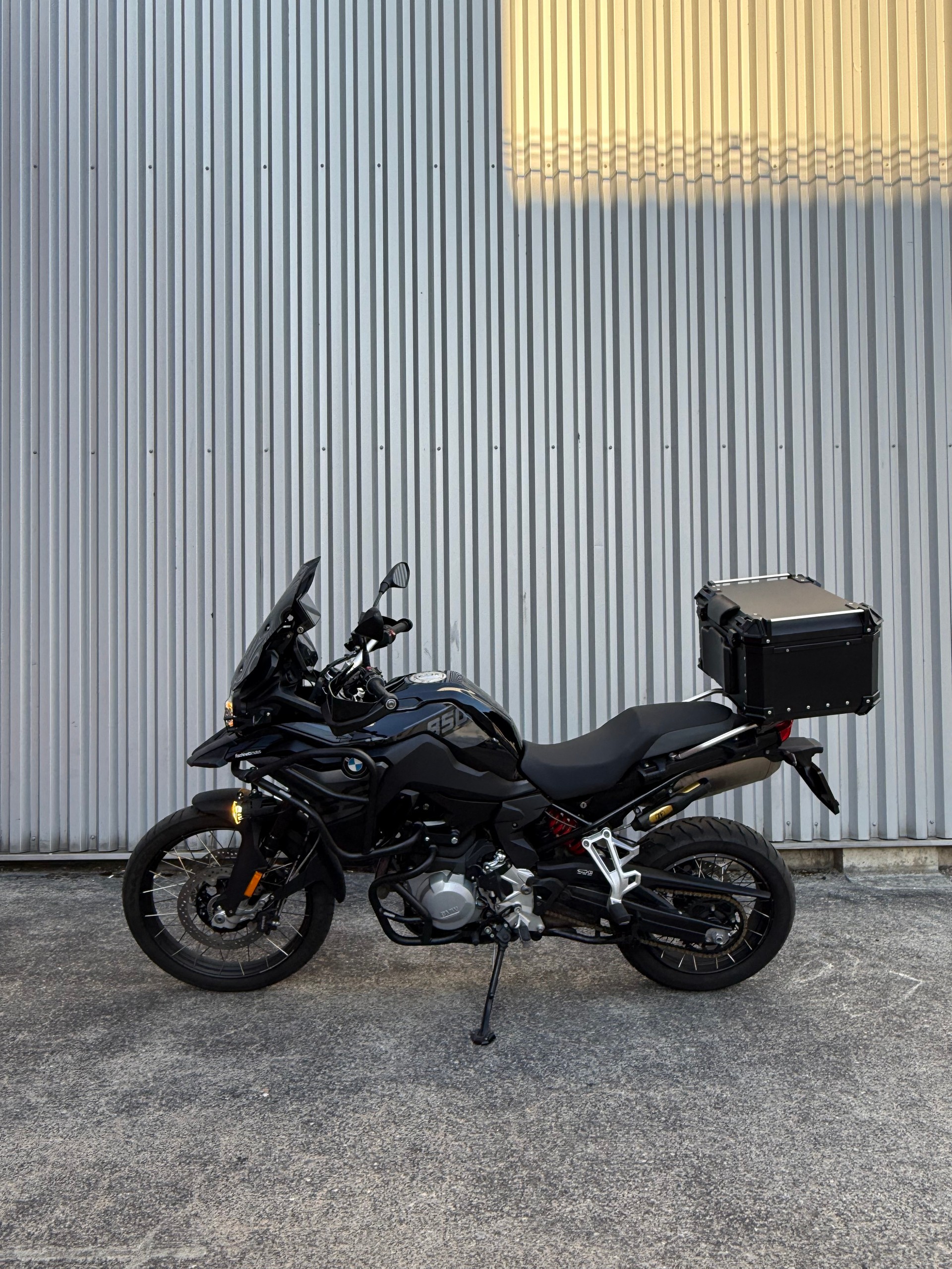 BMW F 850 GS Swiss Edition-image-0