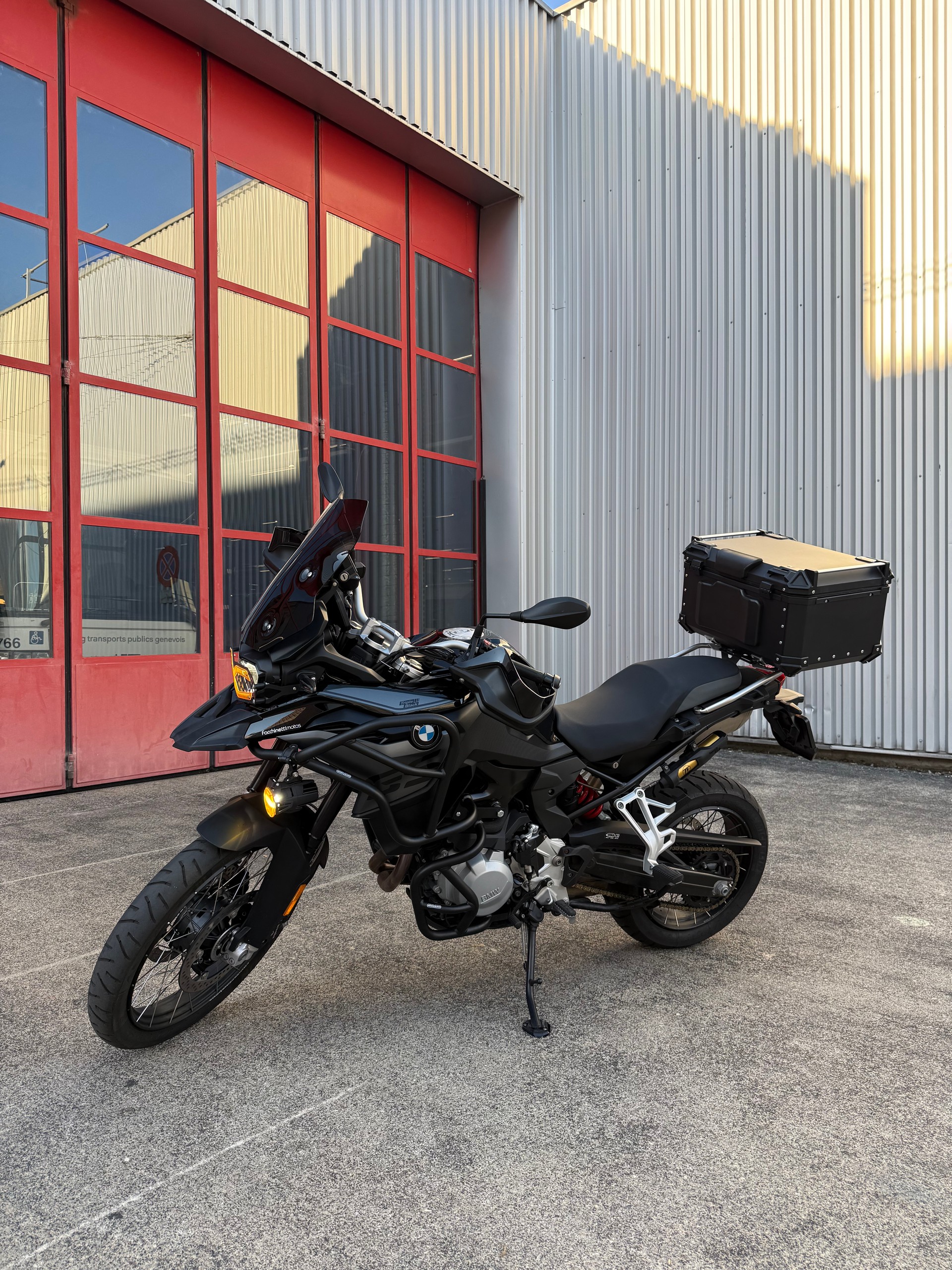 BMW F 850 GS Swiss Edition-image-2