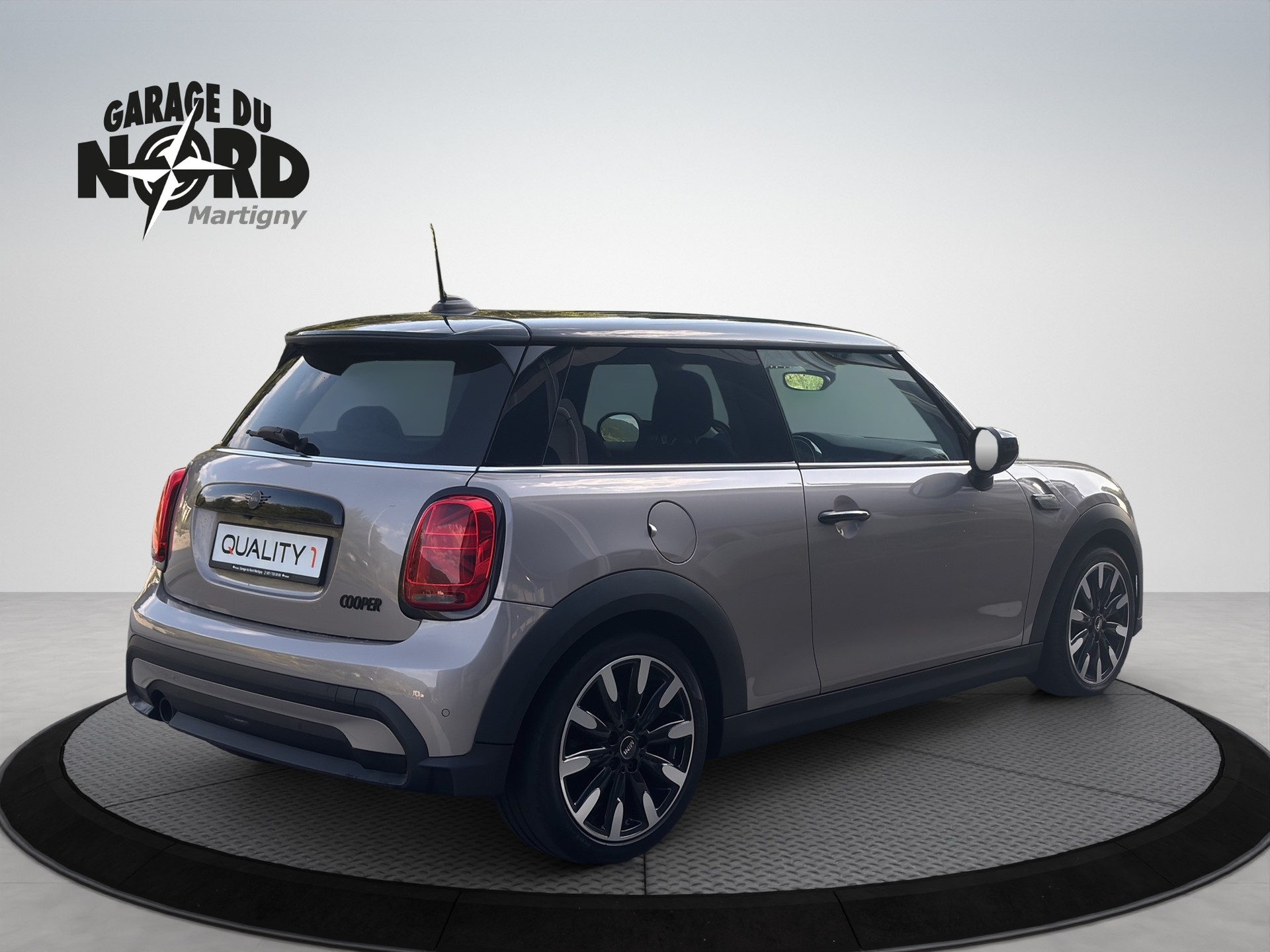 MINI Cooper Steptronic DKG-image-5
