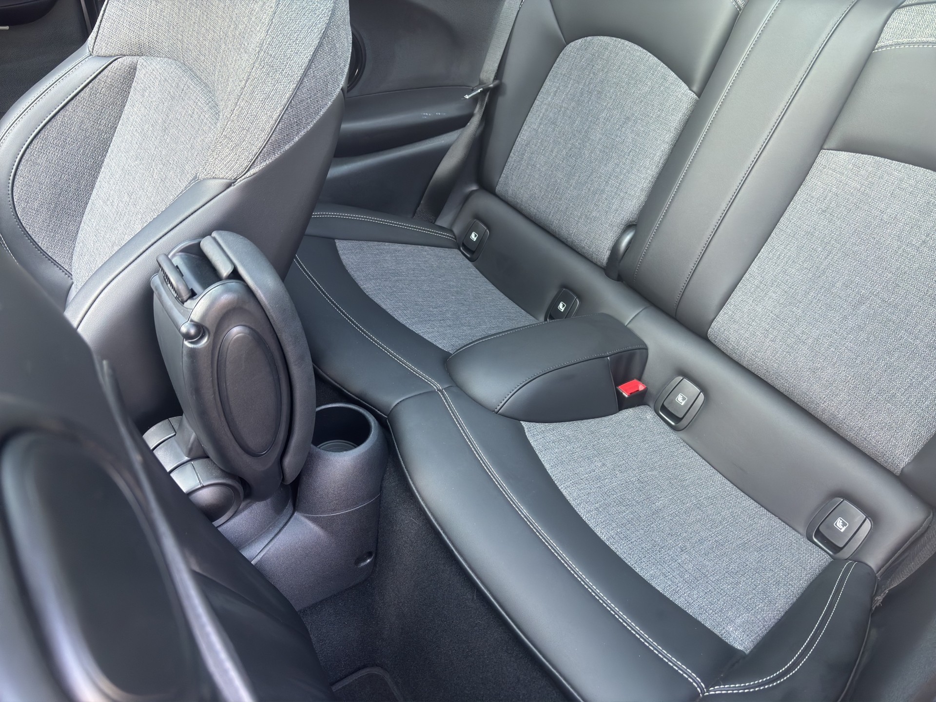 MINI Cooper Steptronic DKG-image-10