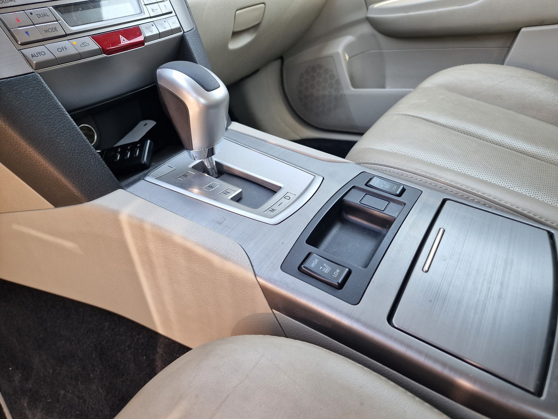 SUBARU Outback 2.5i Limited AWD Lineartronic 12Mt Gara MFK Neu AHK-image-20