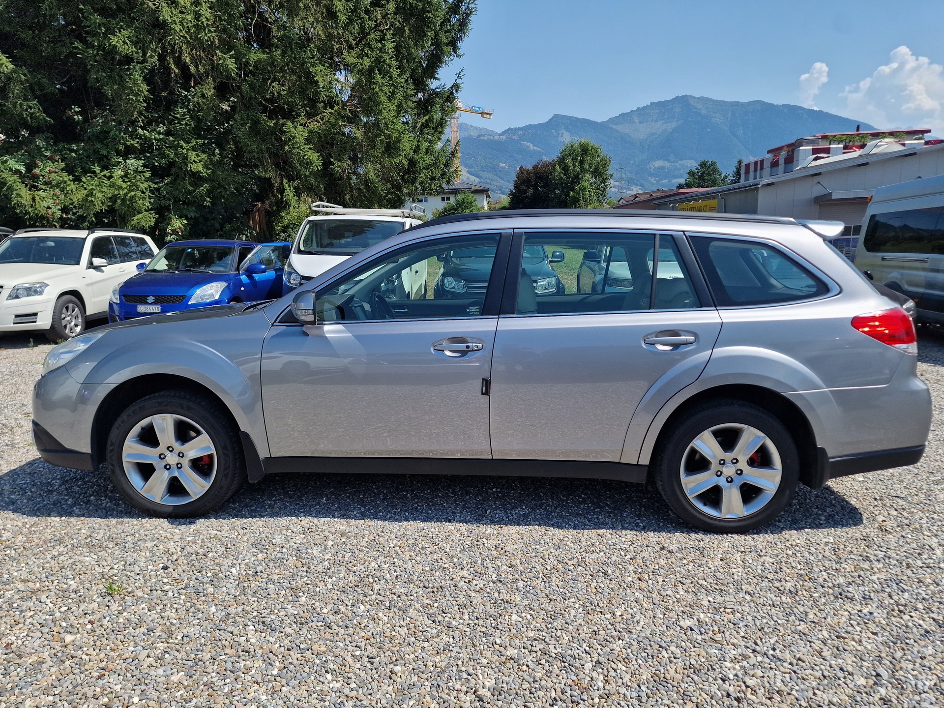 SUBARU Outback 2.5i Limited AWD Lineartronic 12Mt Gara MFK Neu AHK-image-4
