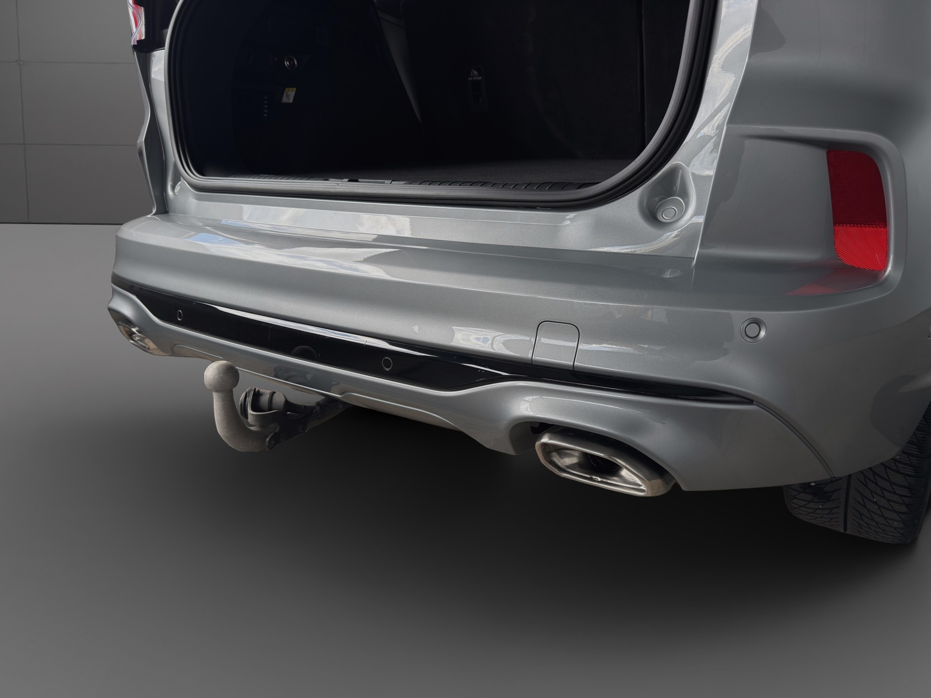FORD Kuga 2.5 PHEV ST-Line X 2WD-showroom-element-3