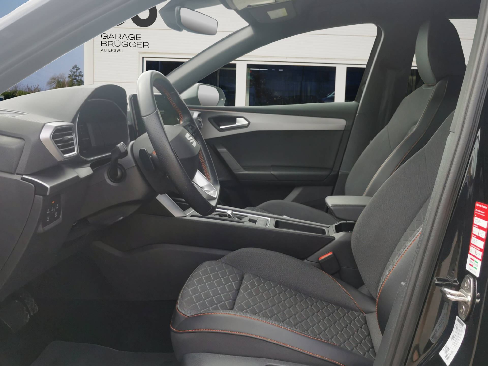 SEAT Leon ST 1.4 eHybrid Move FR DSG-image-2