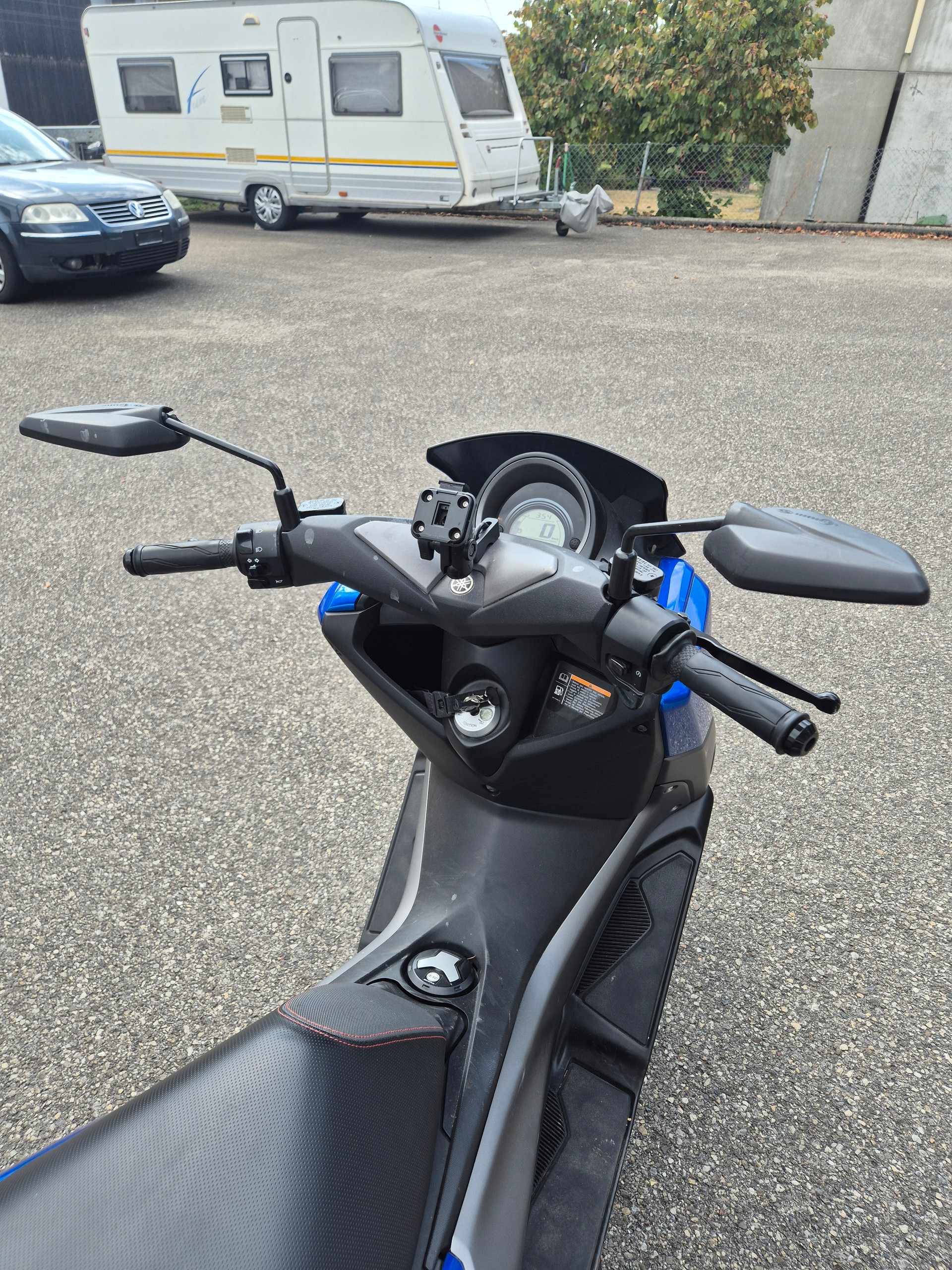 YAMAHA N-Max GPD 125A ABS-image-1