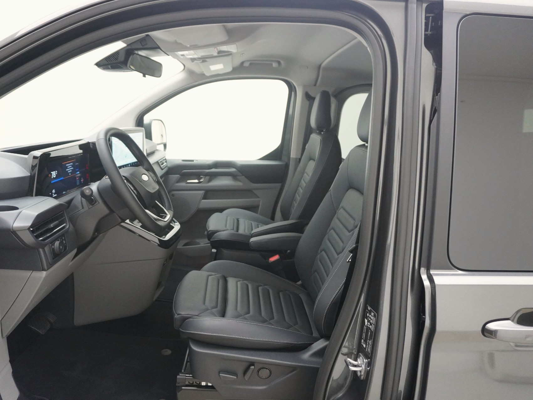 FORD Tourneo Custom 320 L2 2.0 TDCI 4x4 Titanium X-image-11