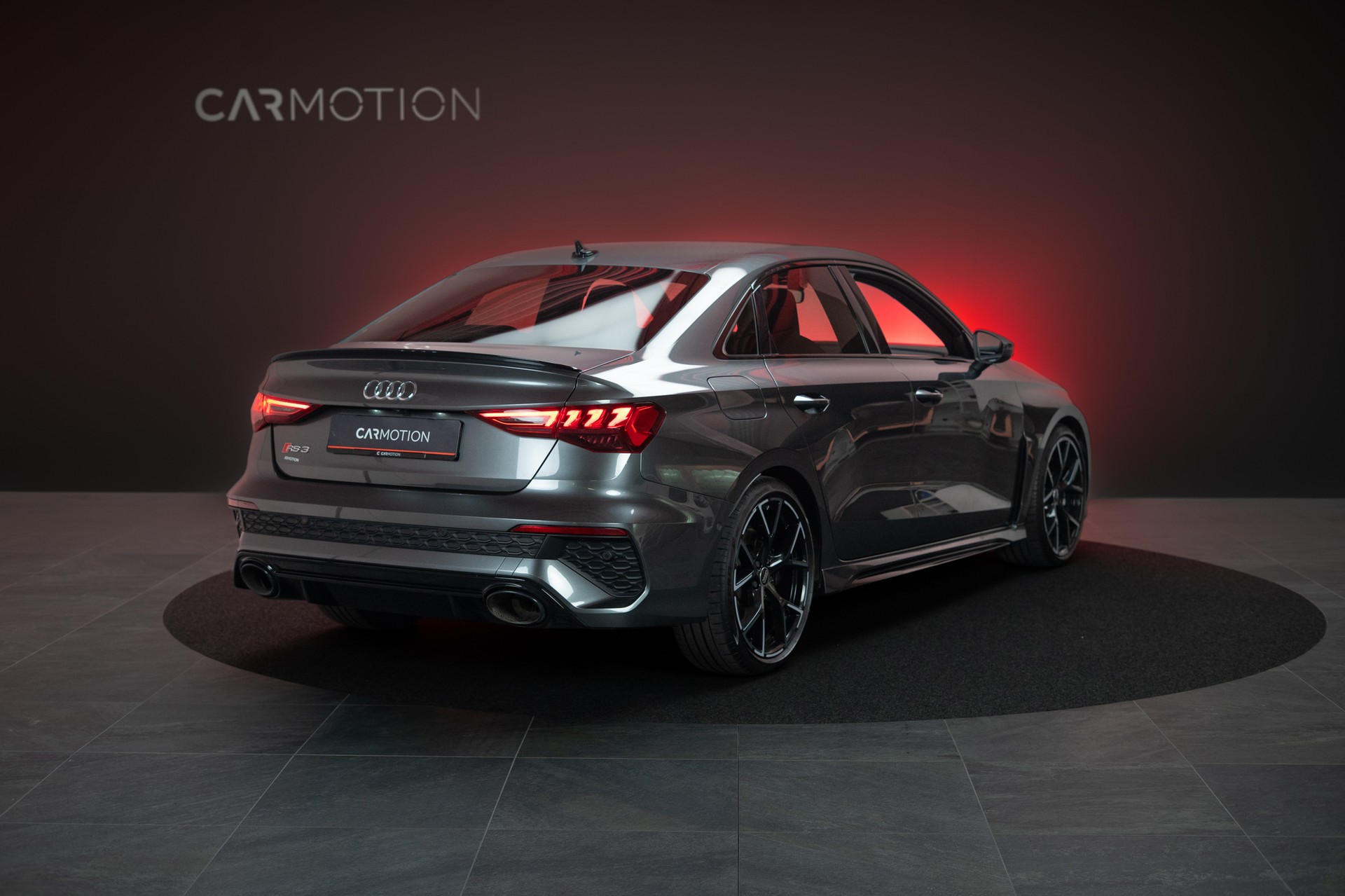 AUDI RS3 Limousine 2.5 TFSI quattro S-Tronic / Rückfahrkamera / Tempomat / Ambientebeleuchtung-showroom-element-3