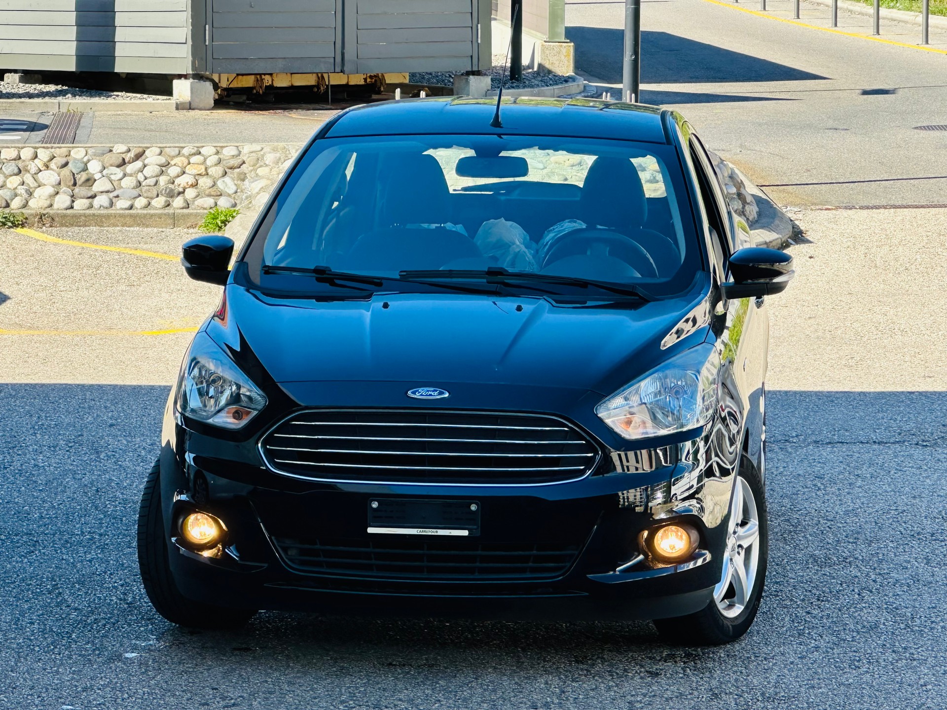 FORD KA+ 1.2 Ti-VCT Cool&Sound-showroom-element-1