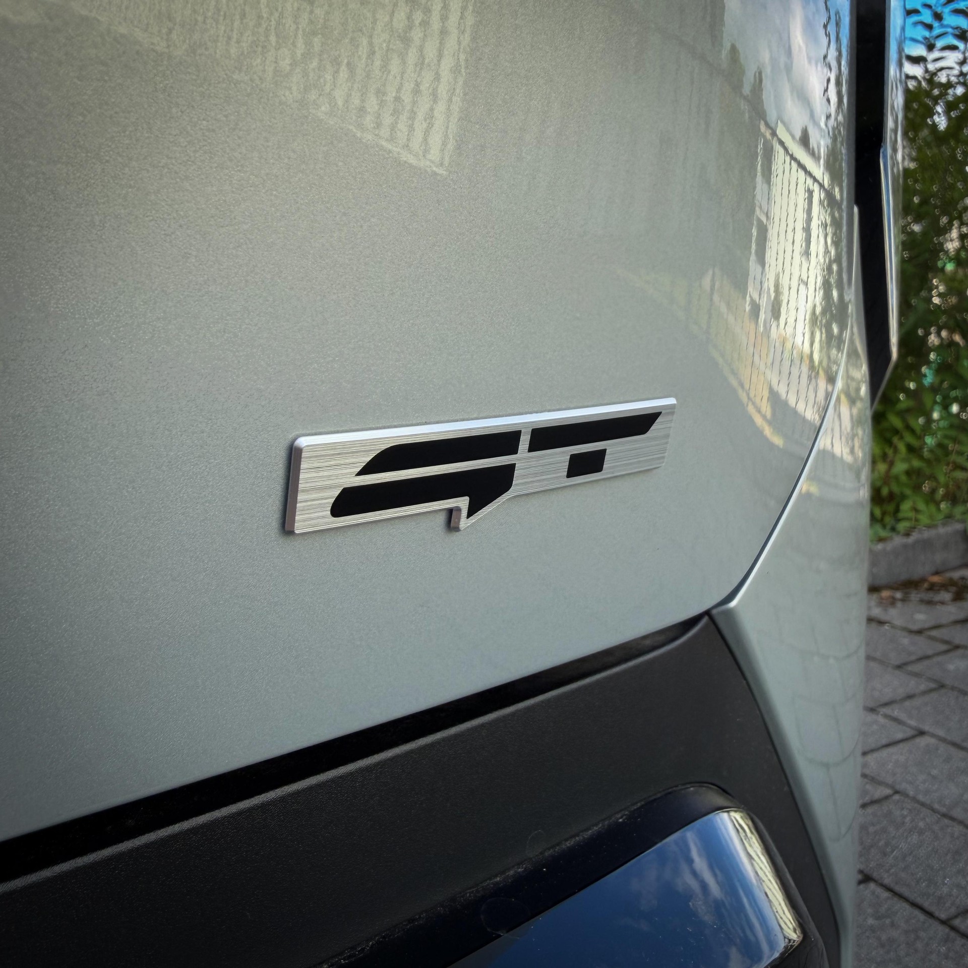 KIA EV3 81 kWh GT 4x4-image-17