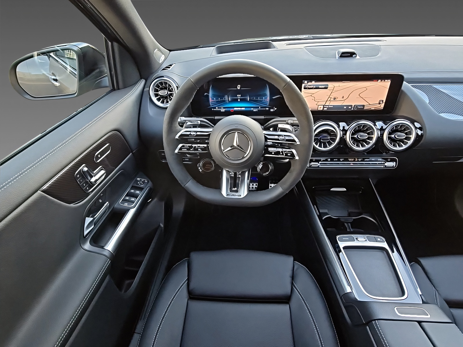 MERCEDES-BENZ GLA 45 S 4Matic+-image-12