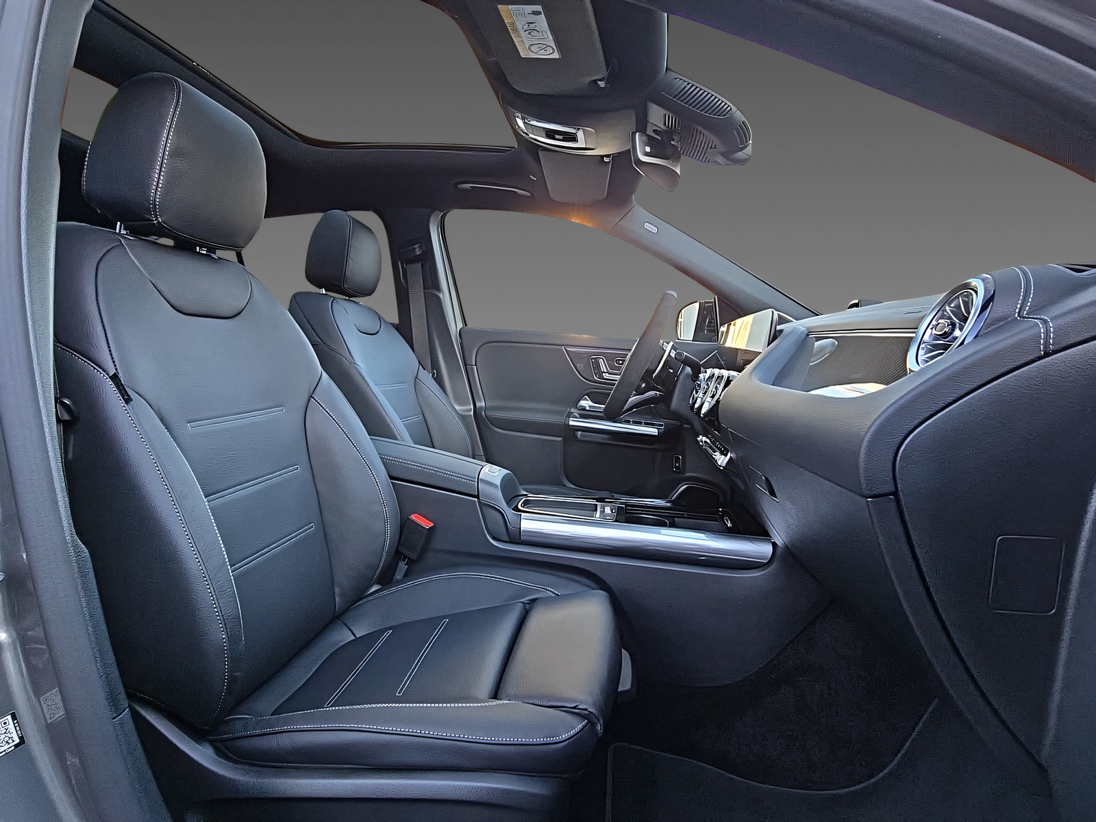 MERCEDES-BENZ GLA 45 S 4Matic+-image-11
