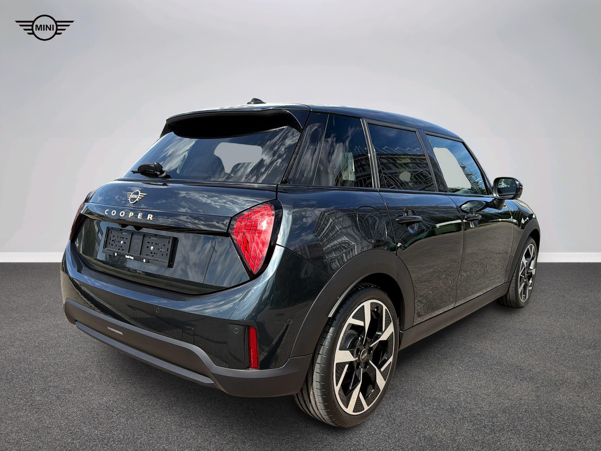 MINI Cooper 5 door C-showroom-element-3