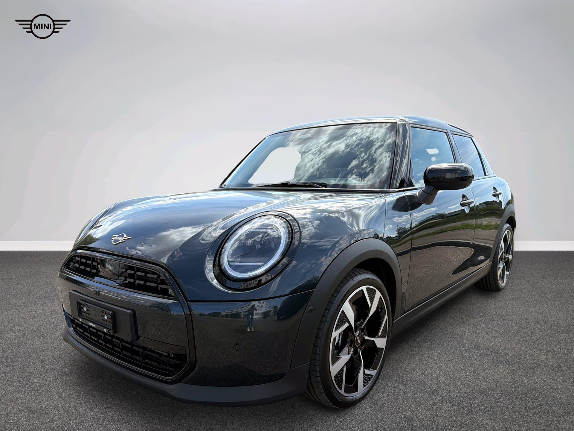 MINI Cooper 5 door C