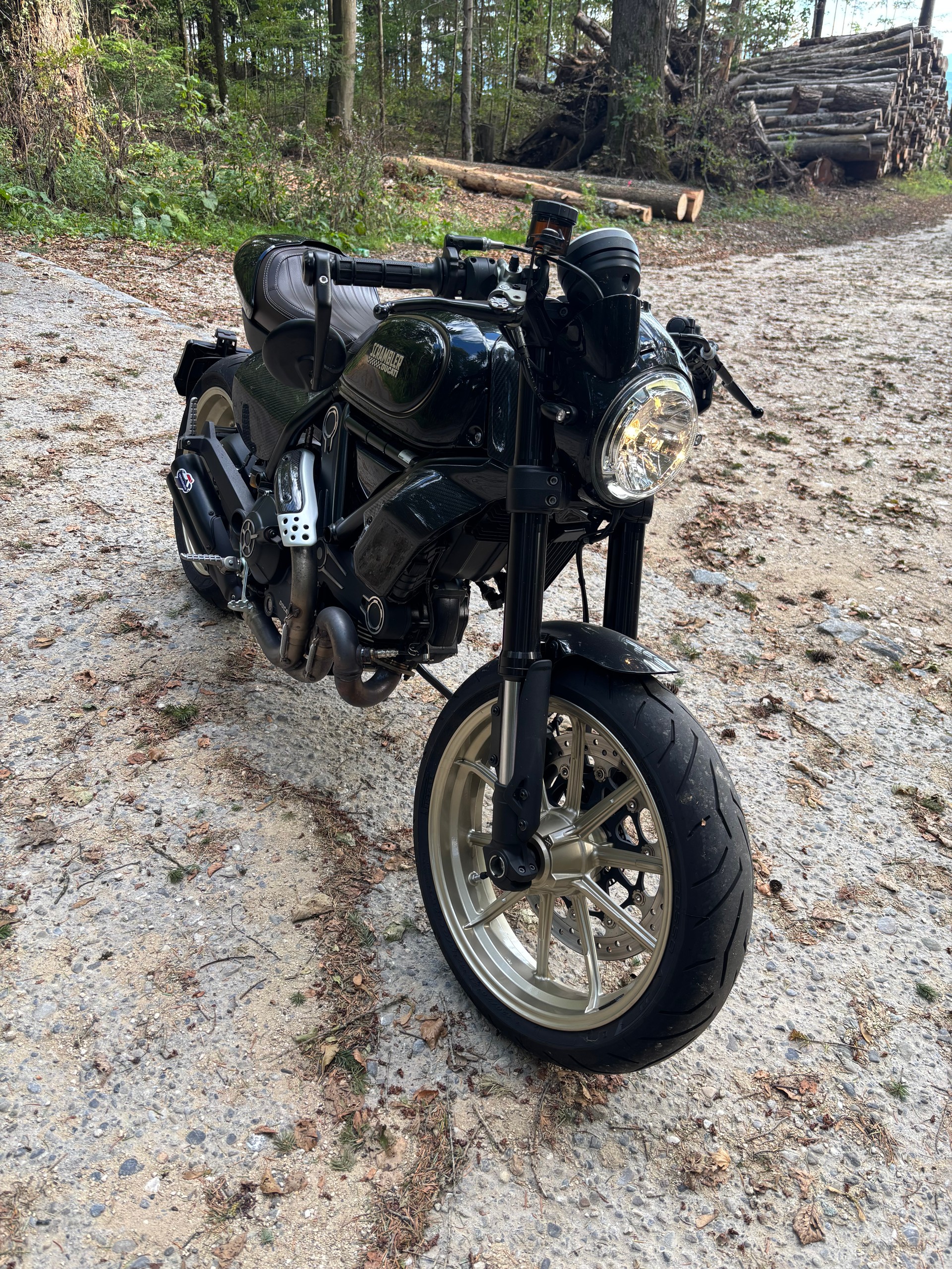 DUCATI Scrambler 800 Cafe Racer-image-2