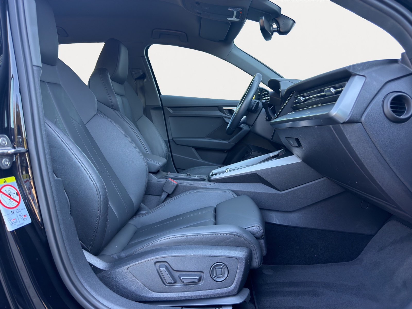 AUDI A3 Sportback 40 TFSI e advanced 204PS-image-6