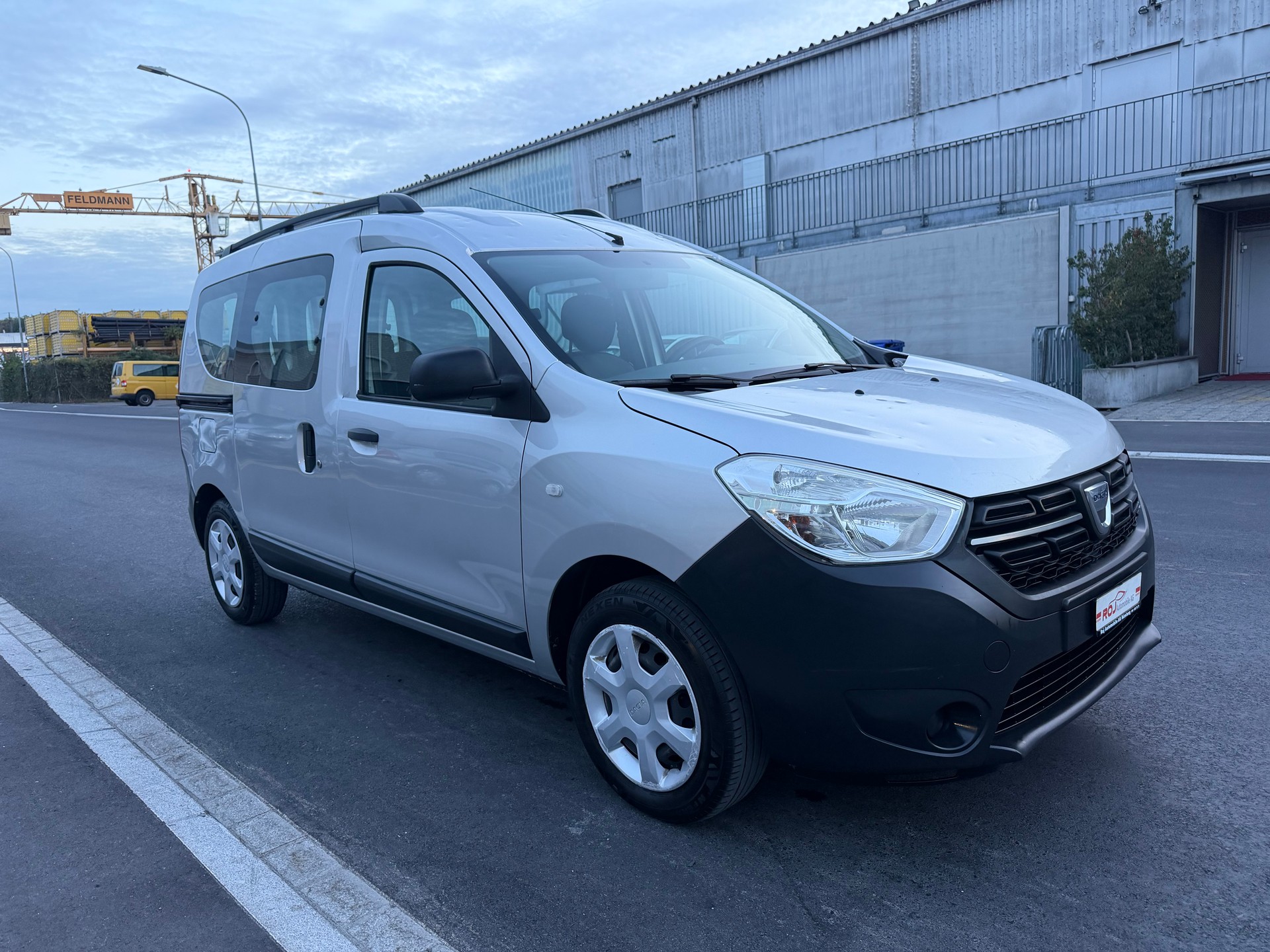 DACIA Dokker 1.6 16V-showroom-element-3