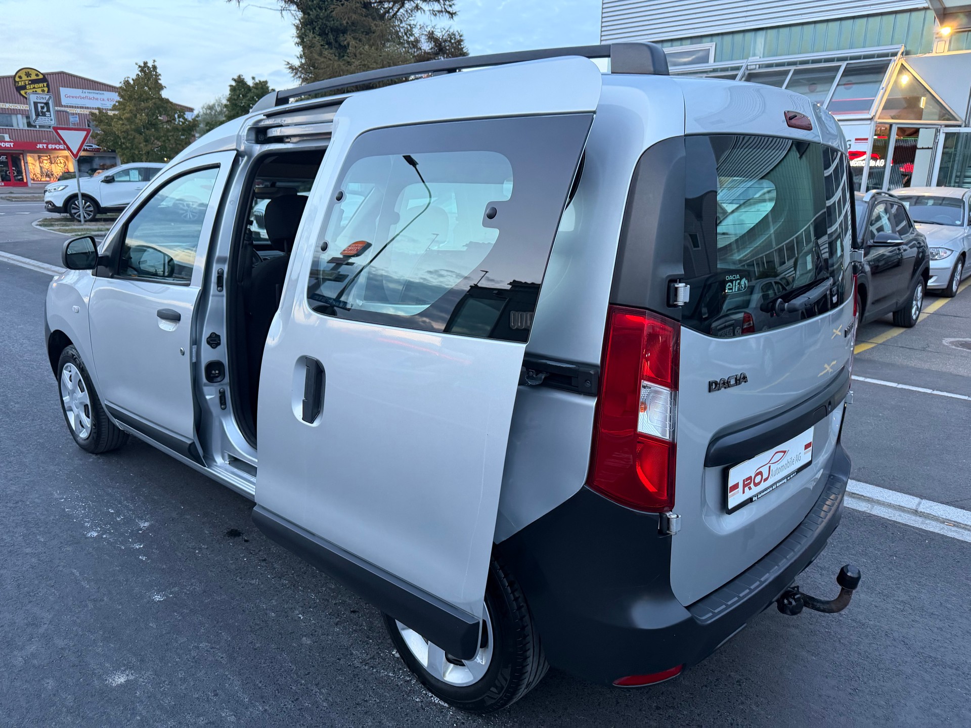 DACIA Dokker 1.6 16V-image-8