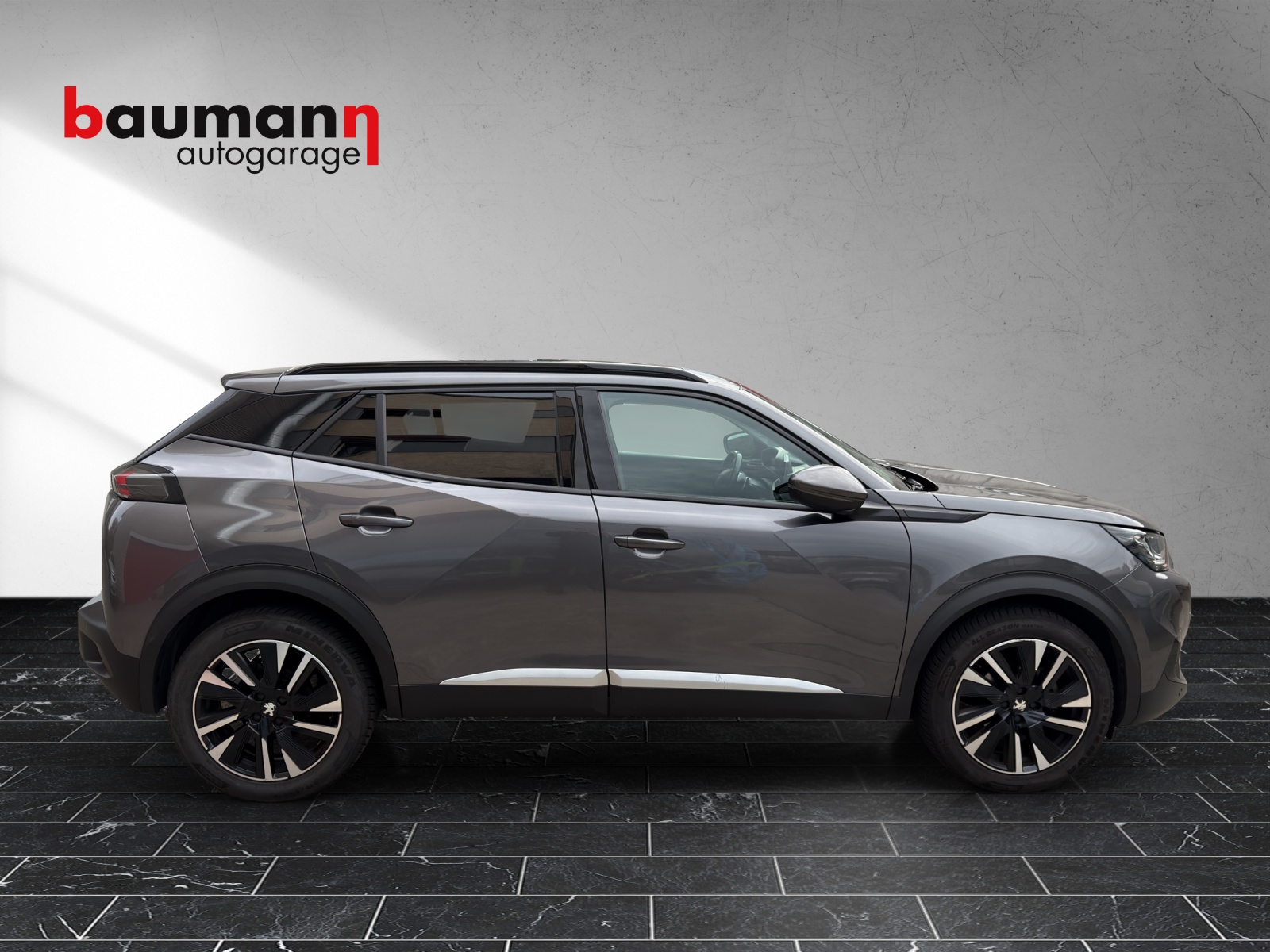 PEUGEOT 2008 1.2 PureTech Allure EAT8-image-5